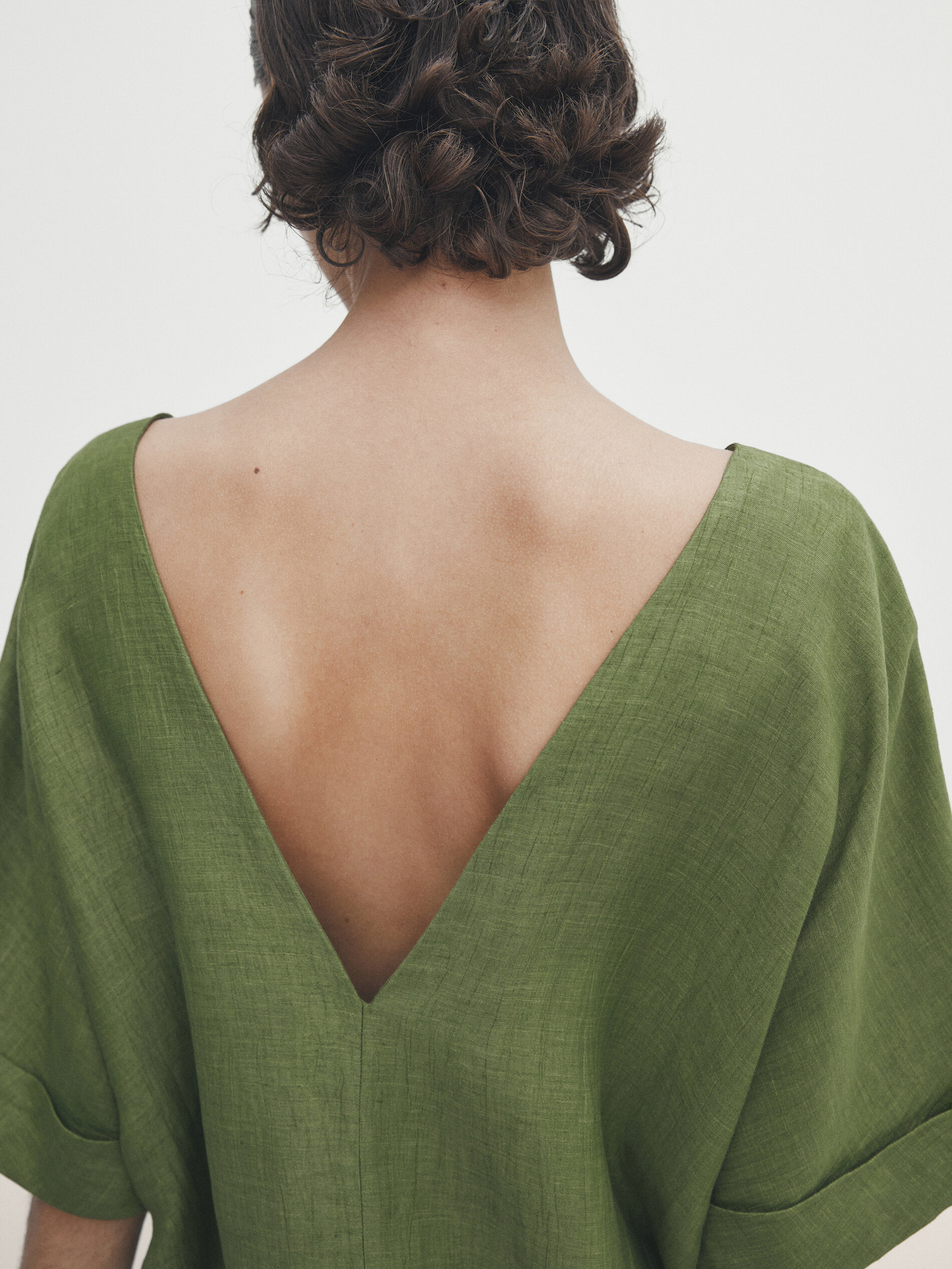 Vestido túnica efecto arrugado - VERDE