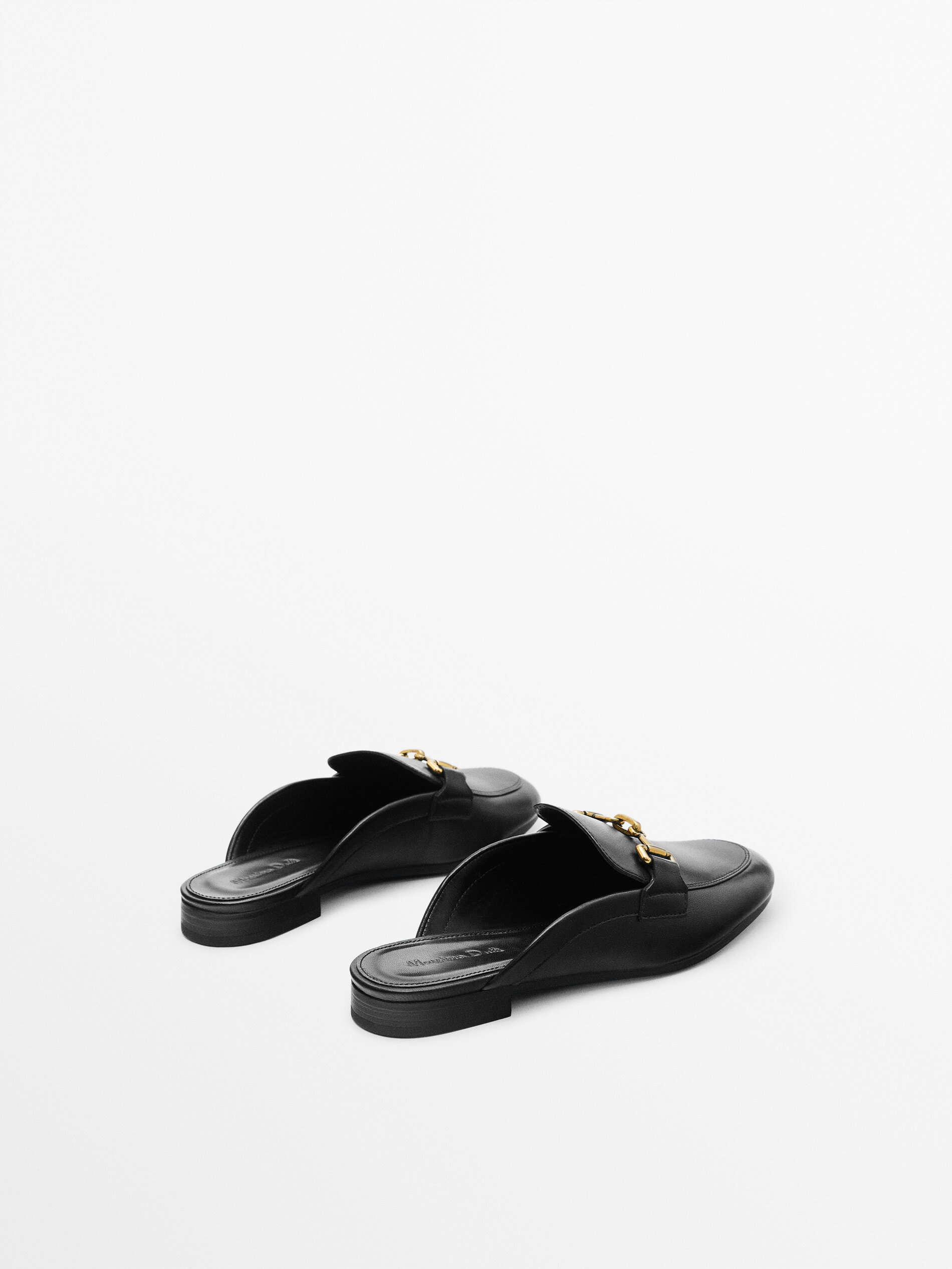 Mocasín piel destalonado - NEGRO