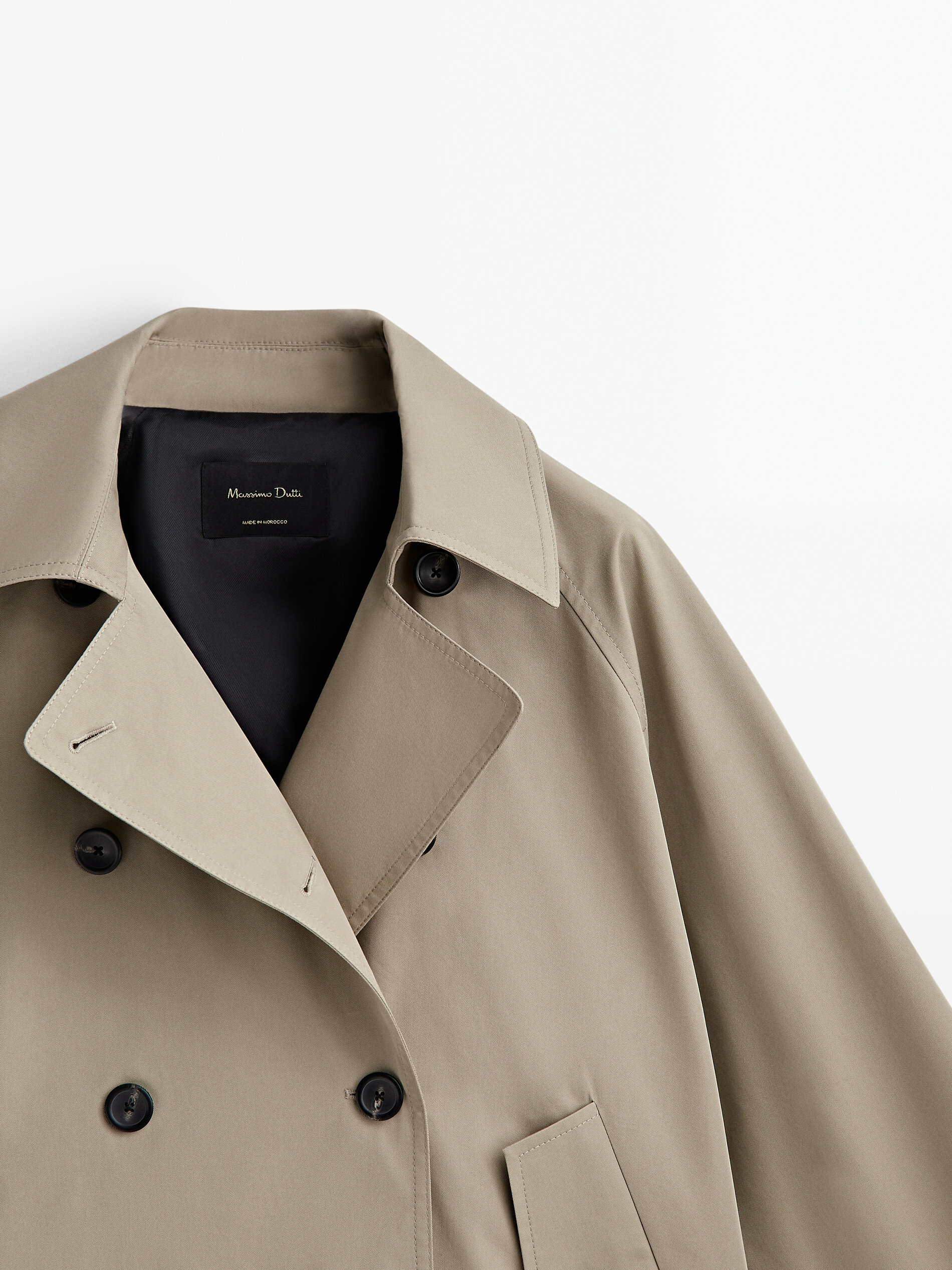 Gabardina corta pliegue espalda - BEIGE