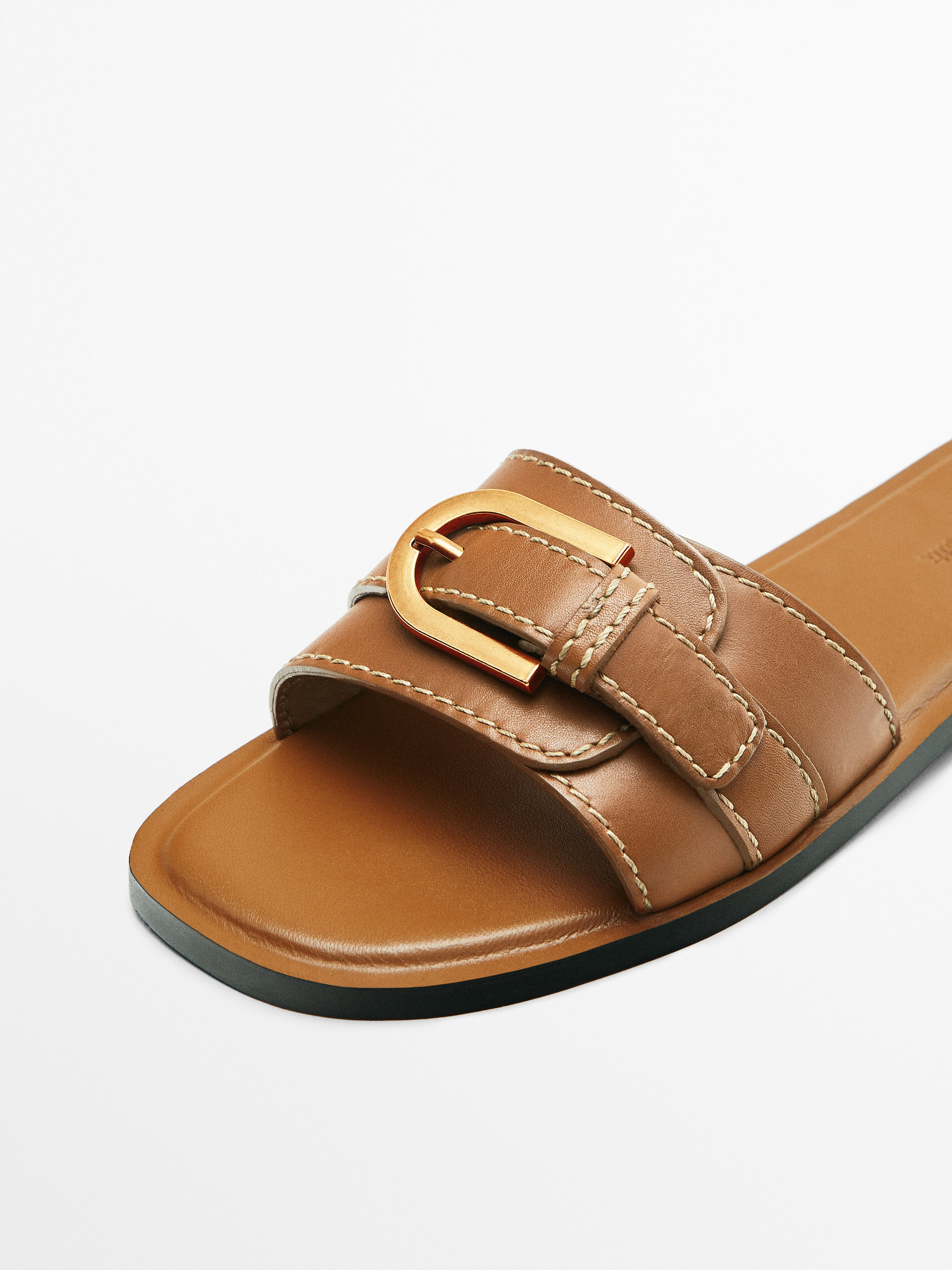 SANDALIA PLANA PIEL - CUERO