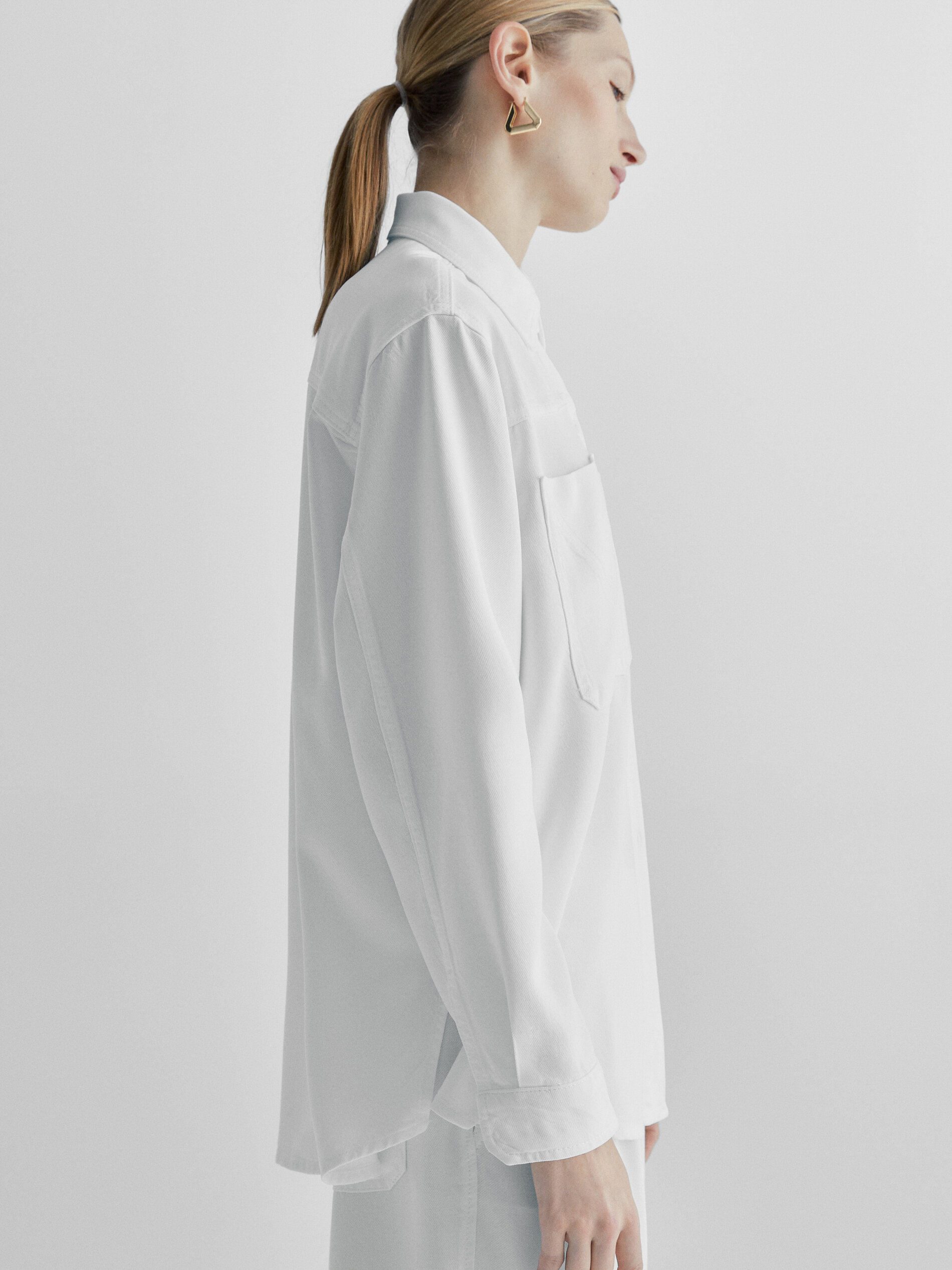 Camisa lyocell bolsillos - CRUDO