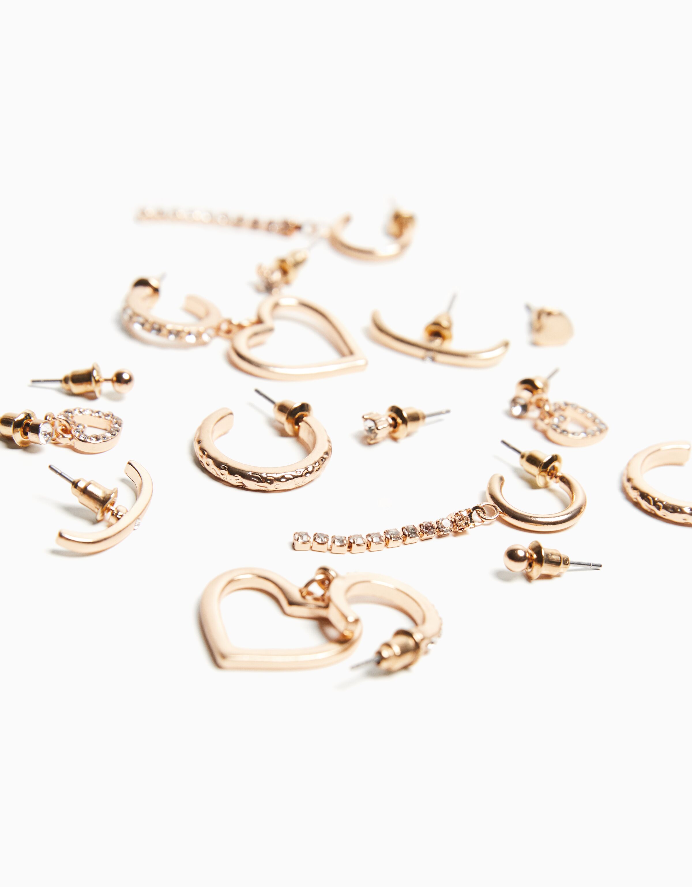 Set 8 pendientes corazón