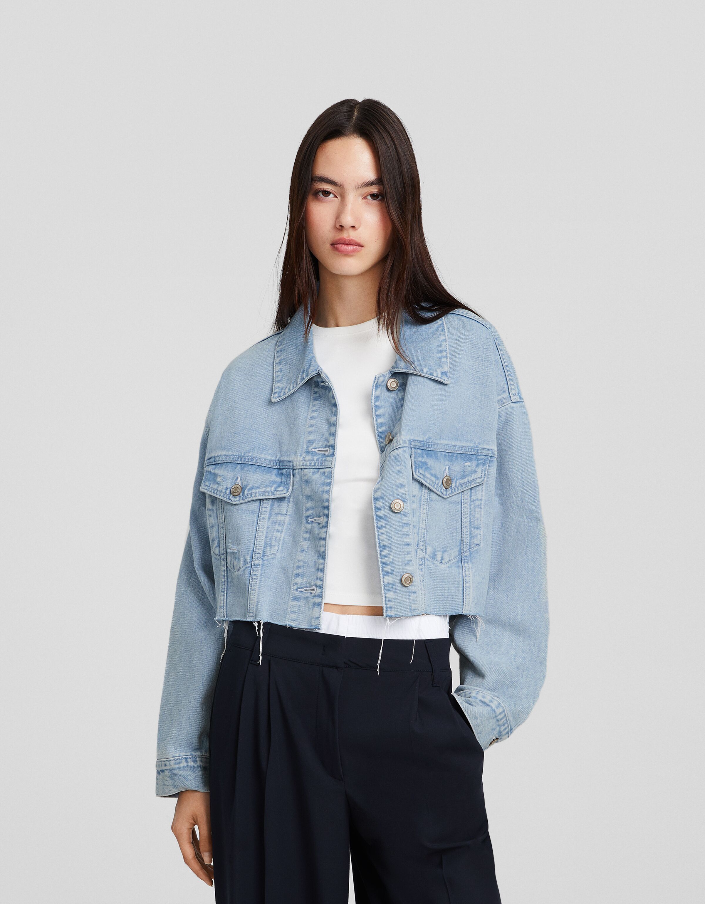 Cazadora denim cropped
