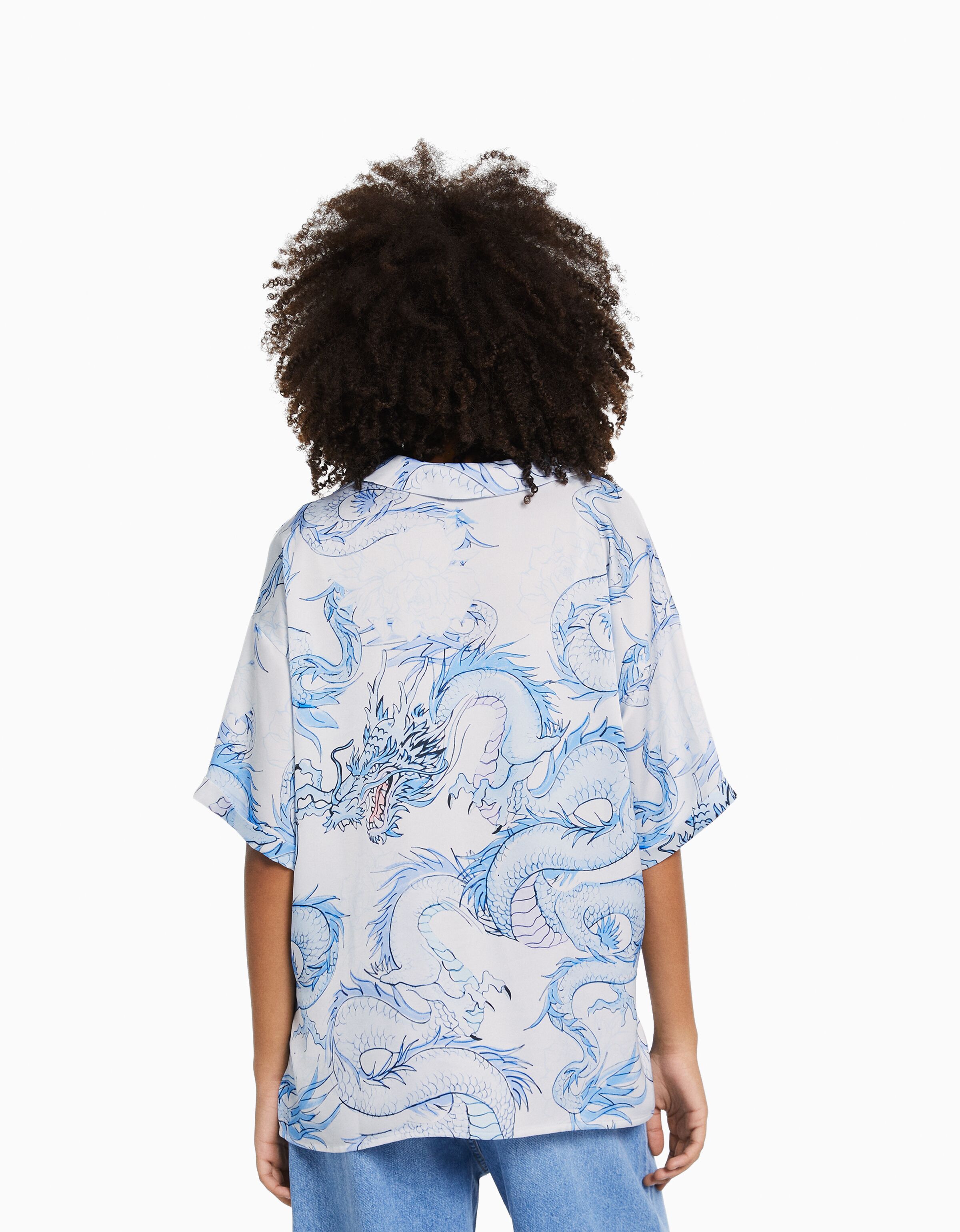 Camisa manga corta oversize satinada print