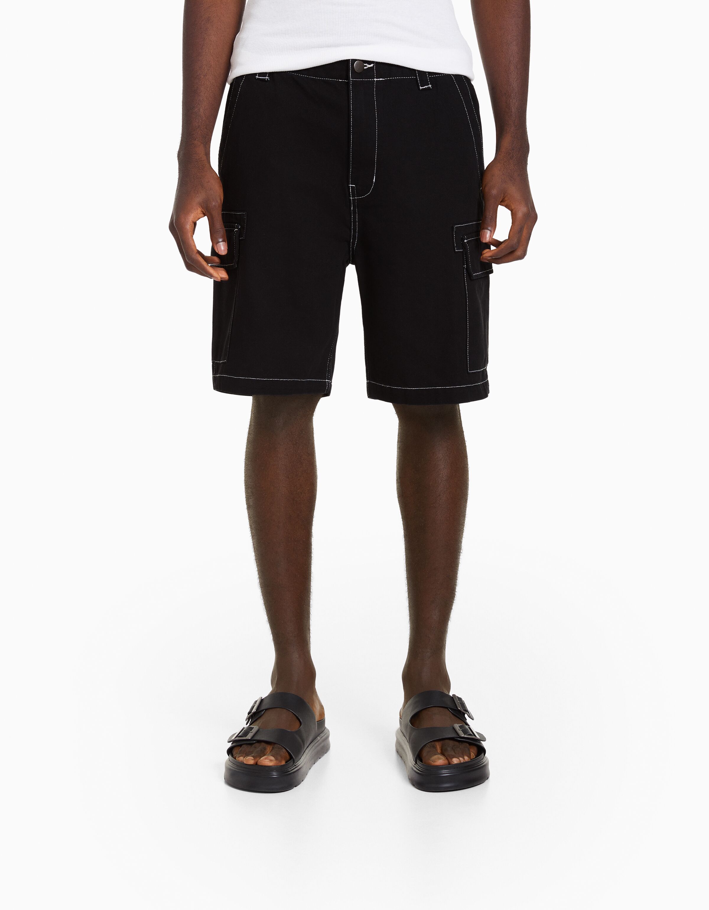 Bermuda cargo hilo contraste