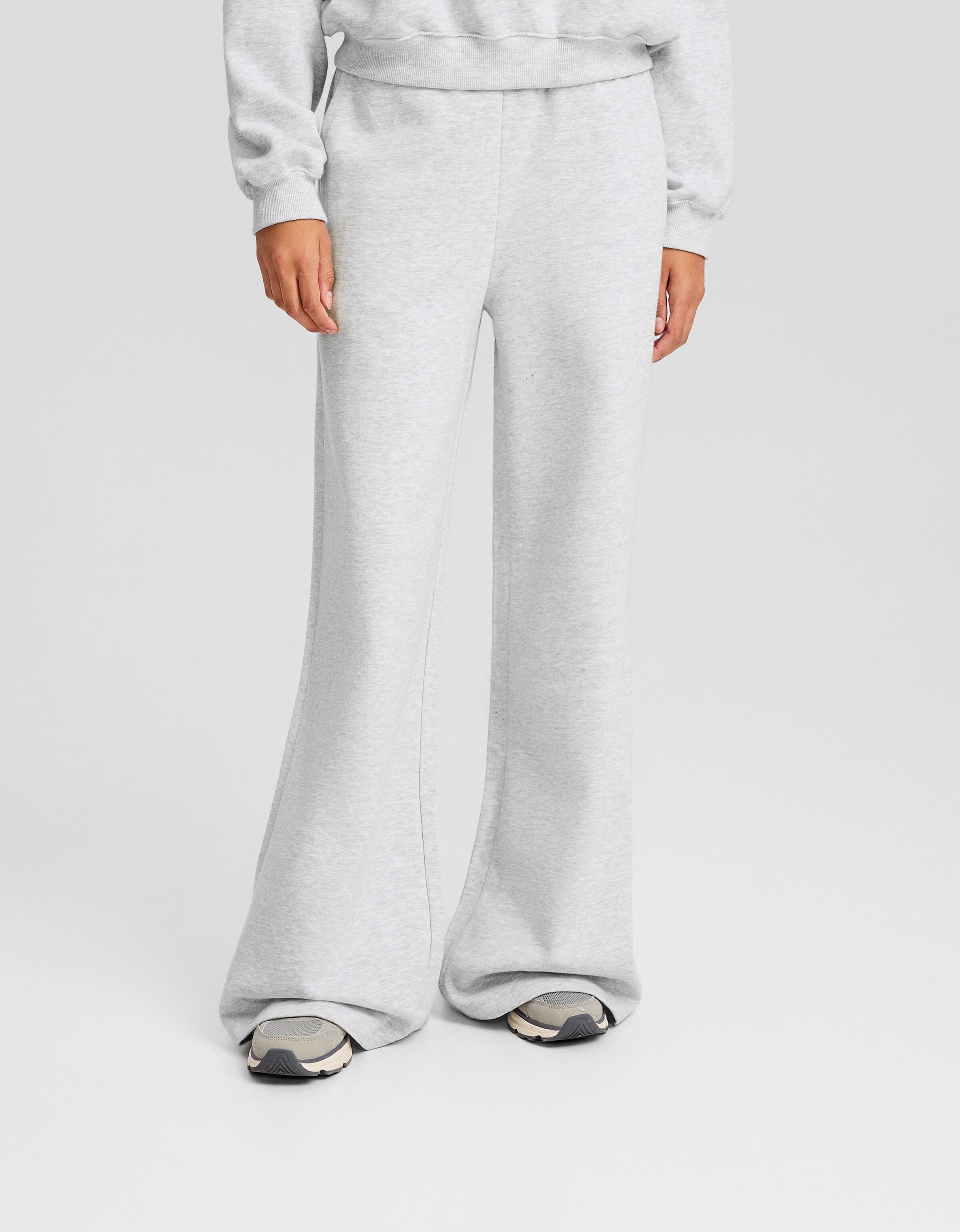 Pantalón wide leg felpa