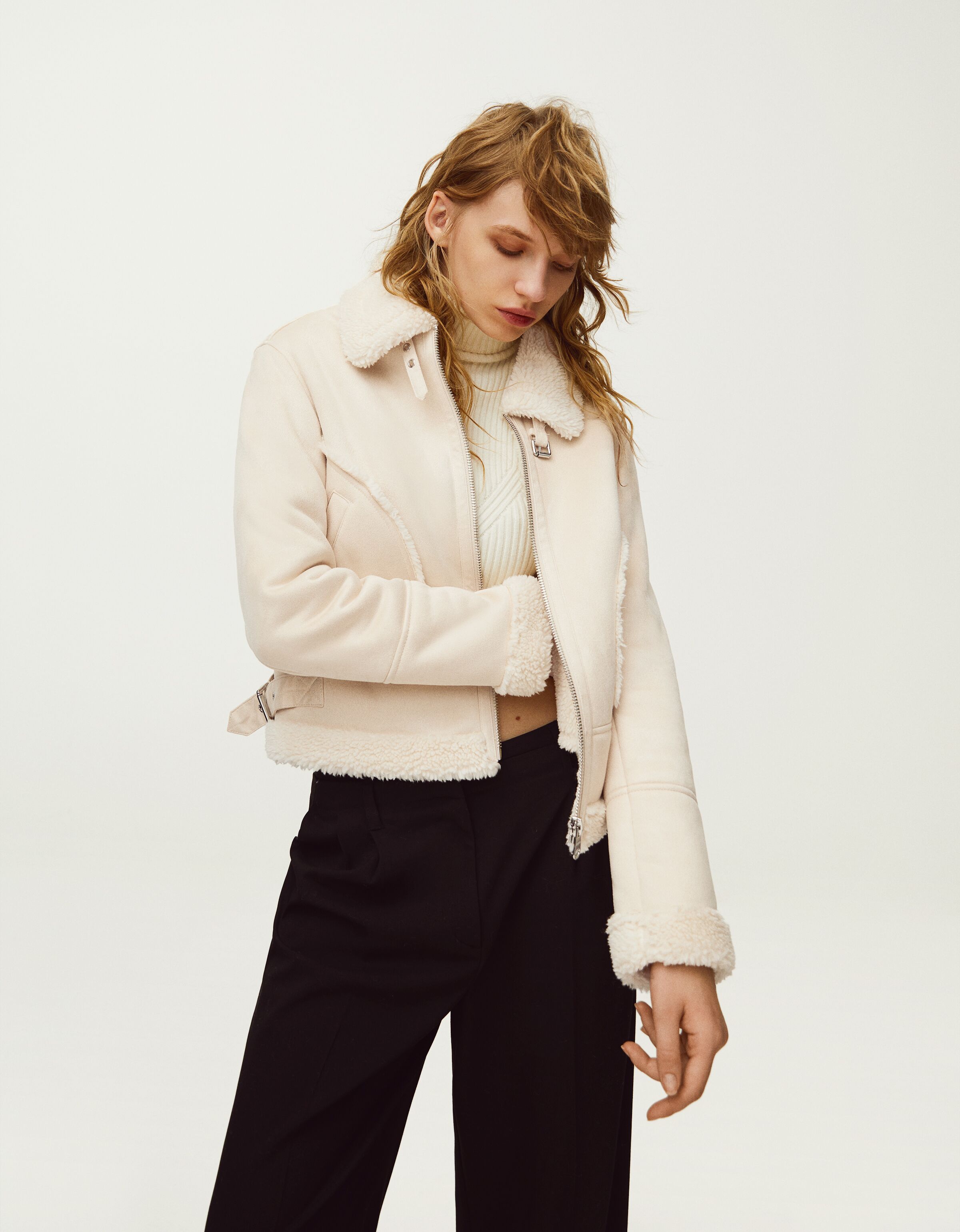 Cazadora doble faz cropped efecto ante