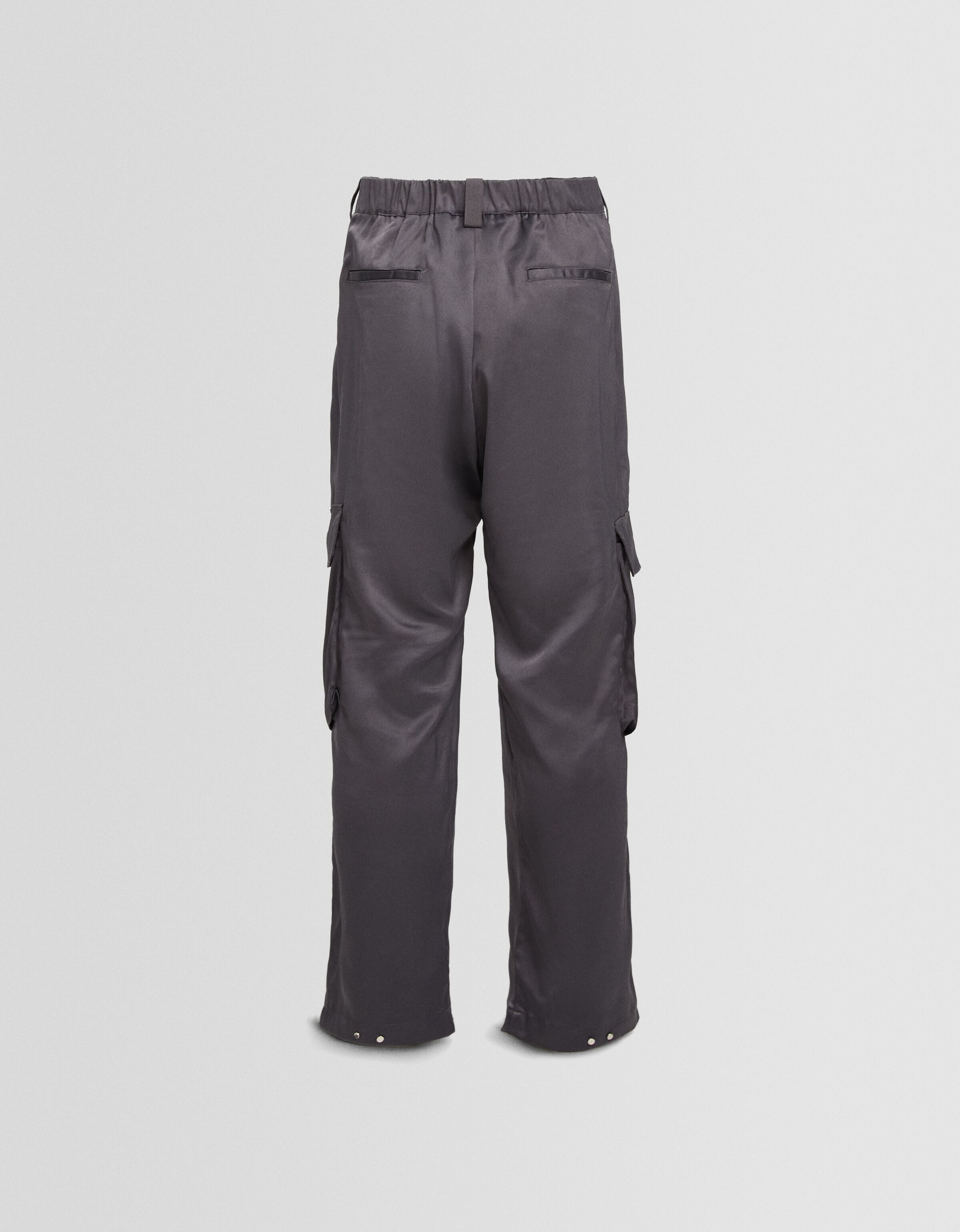 Pantalón Generation Bershka wide leg satinado