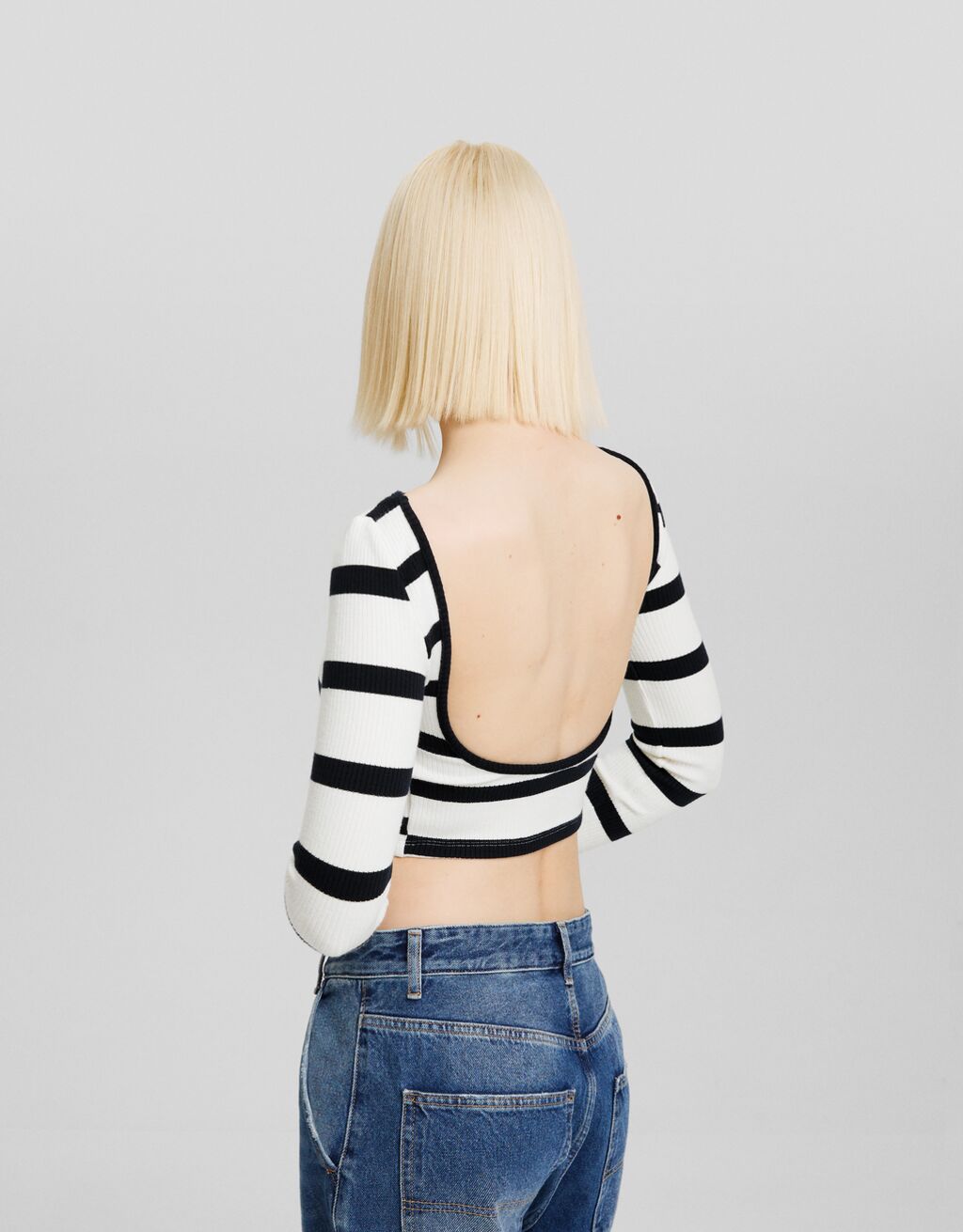 Camiseta manga larga punto espalda descubierta rayas