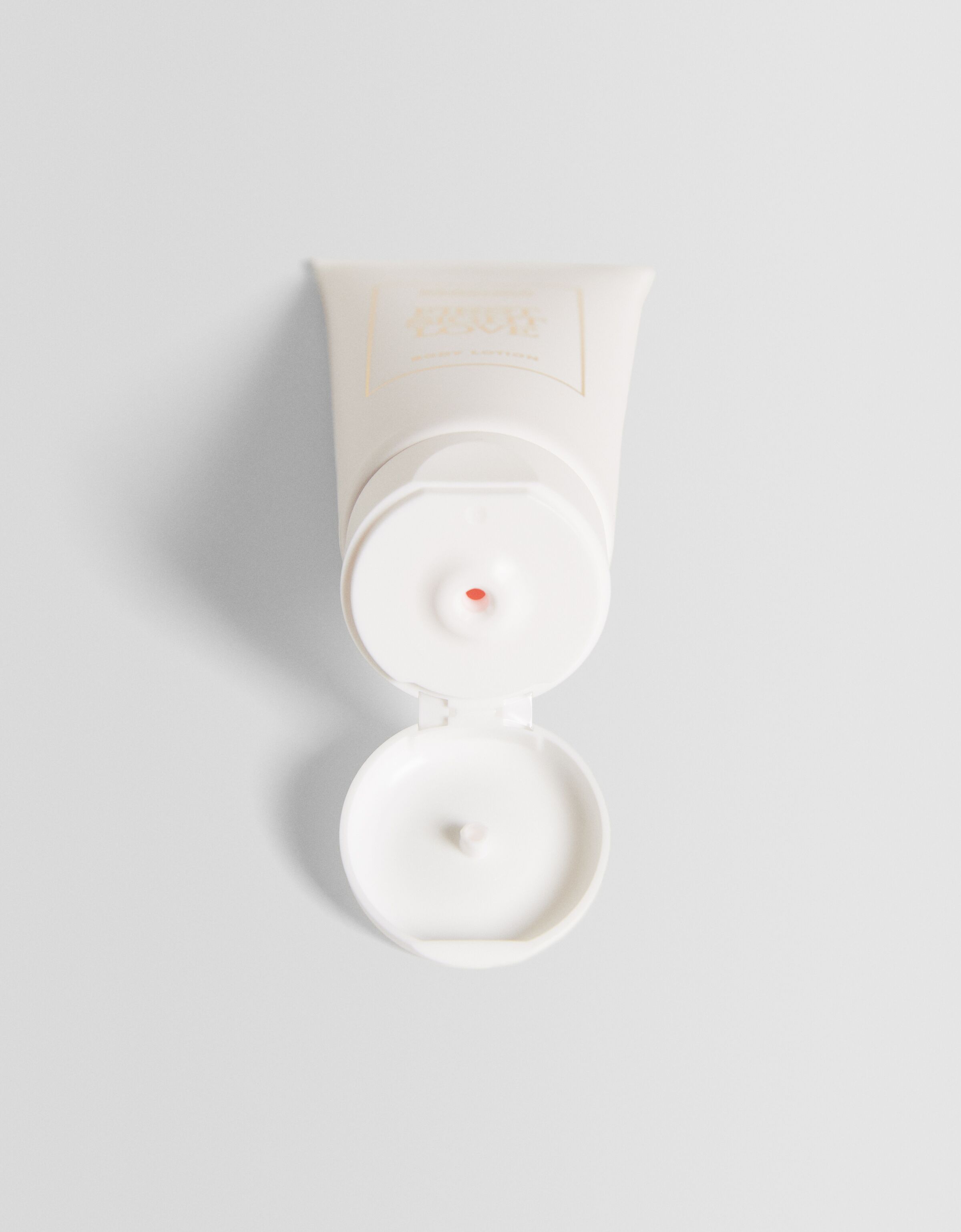 Eau de Toilette y Body Lotion First Sight Love