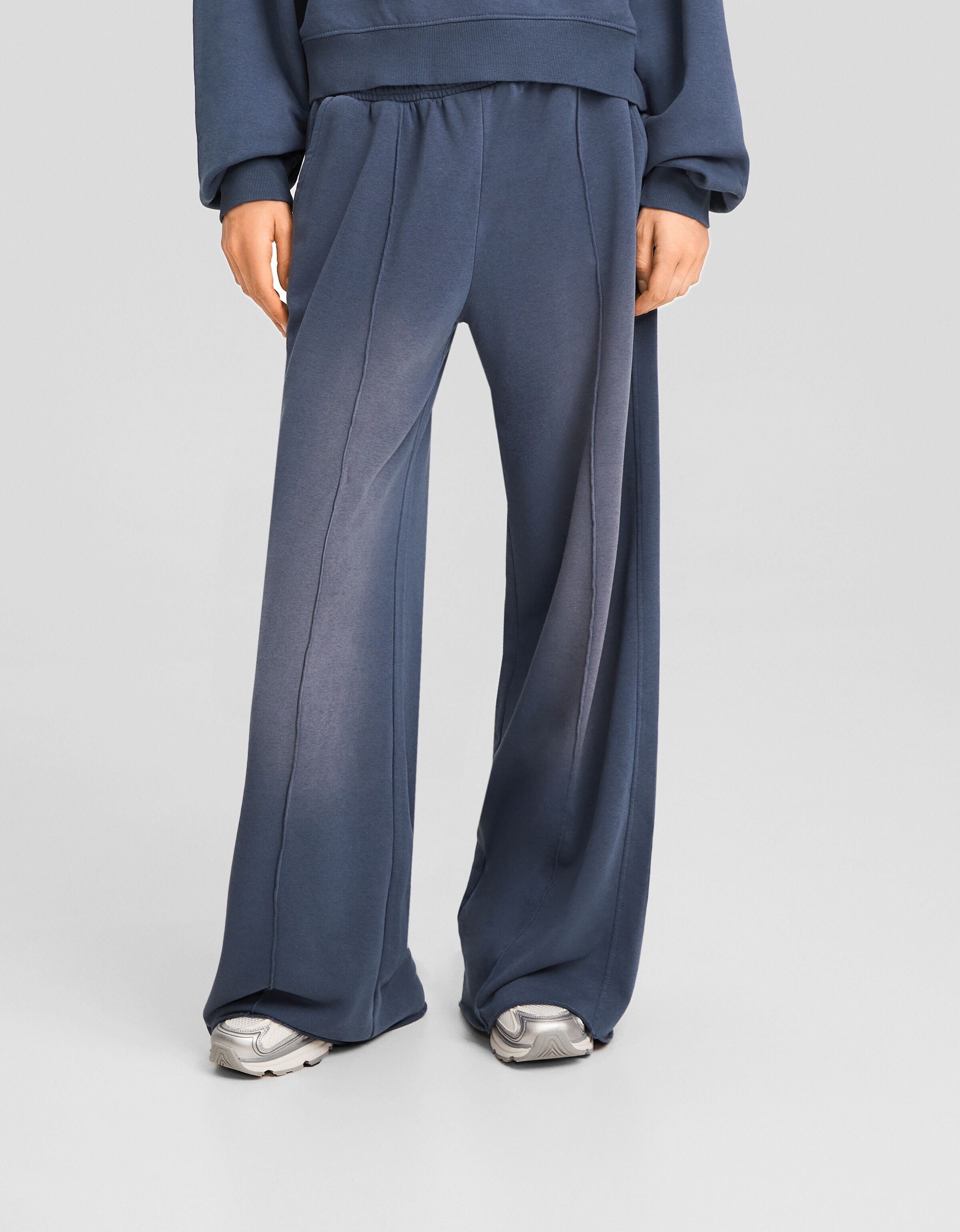 Pantalón wide leg felpa efecto lavado
