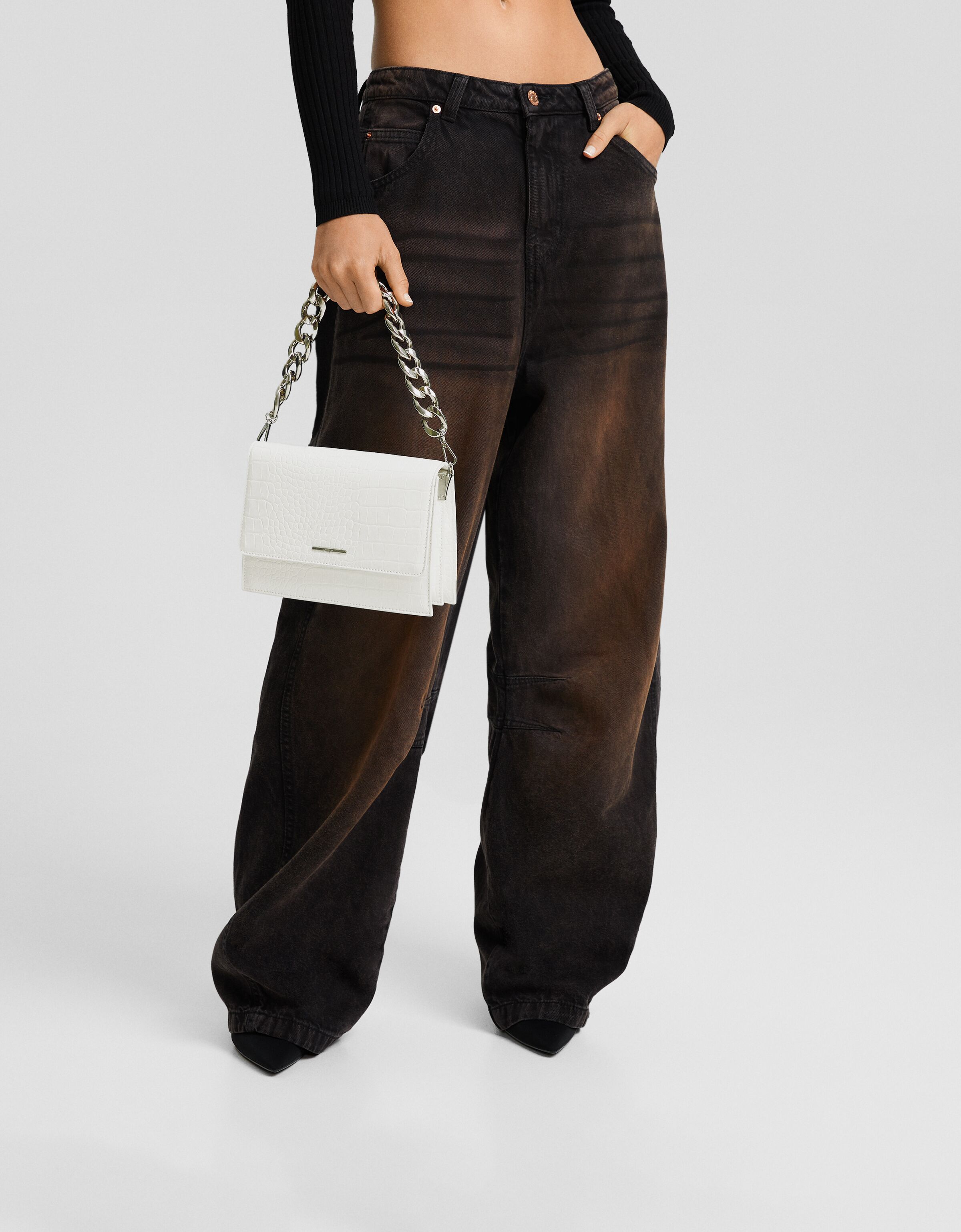 Bolso caja bandolera multiposición textura cadena