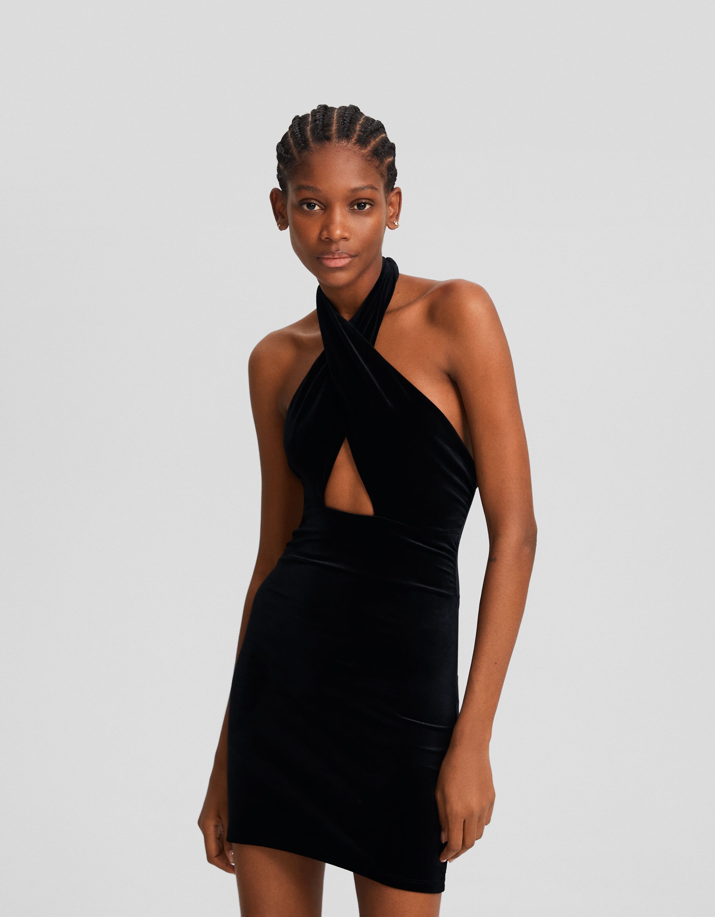 Vestido mini terciopelo escote lazada