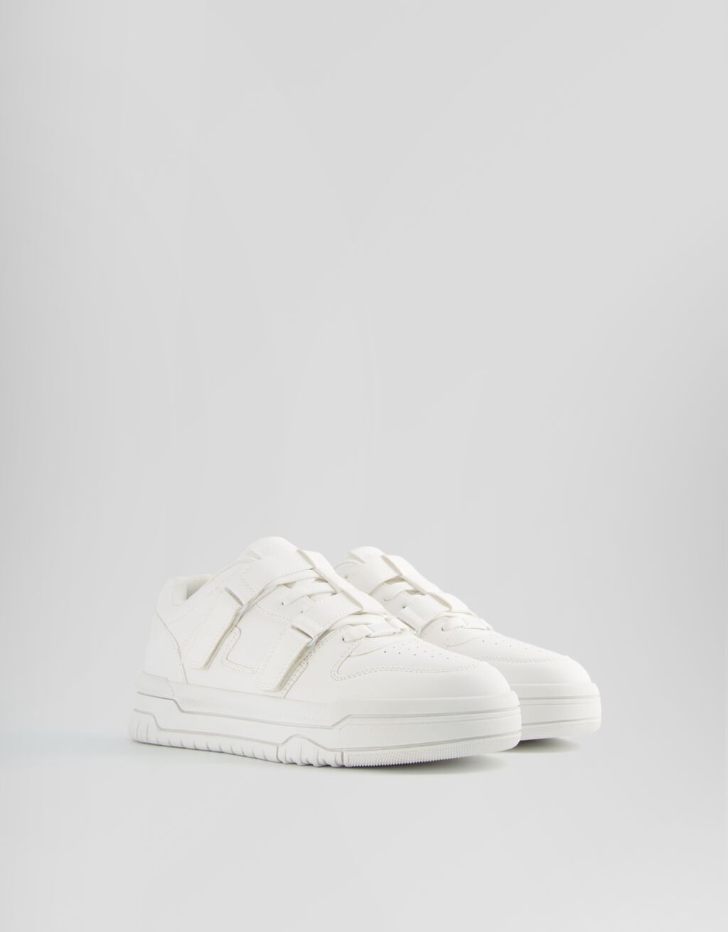 Zapatillas con arnés de quita y pon hombre