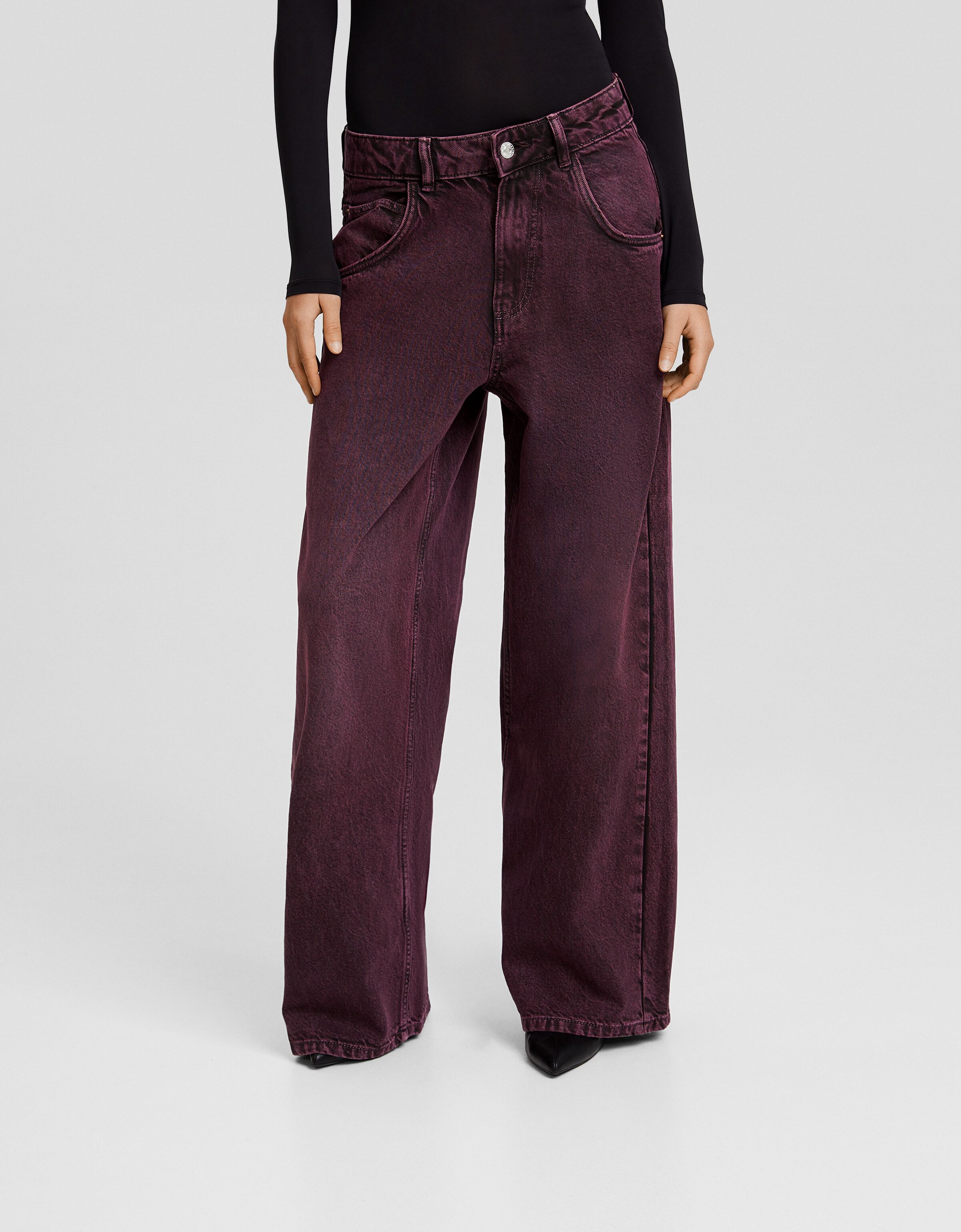 Pantalón wide skater sarga