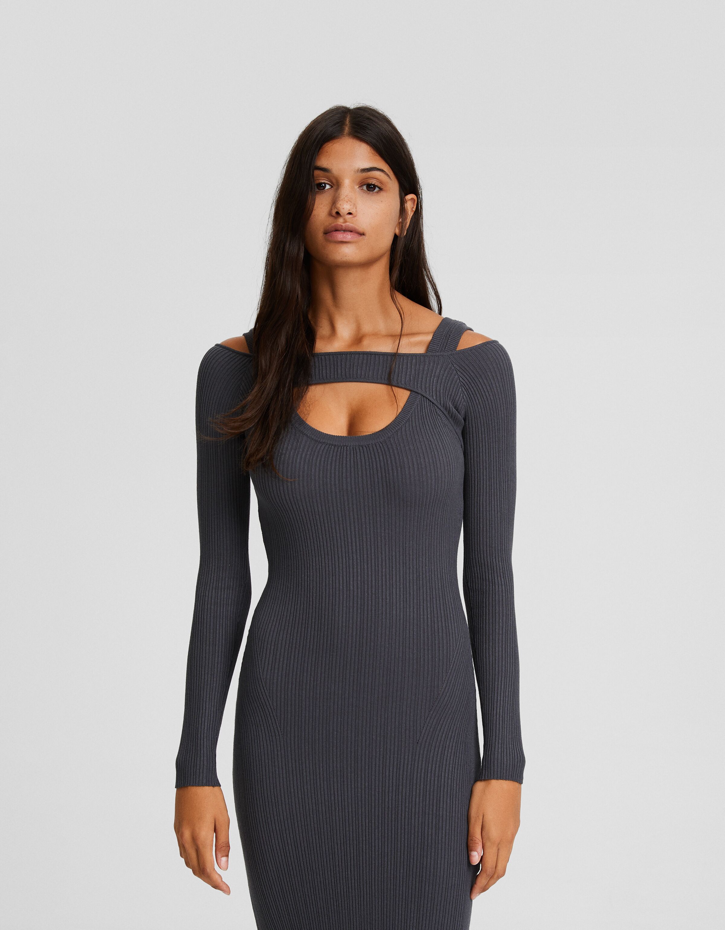 Vestido midi manguitos punto