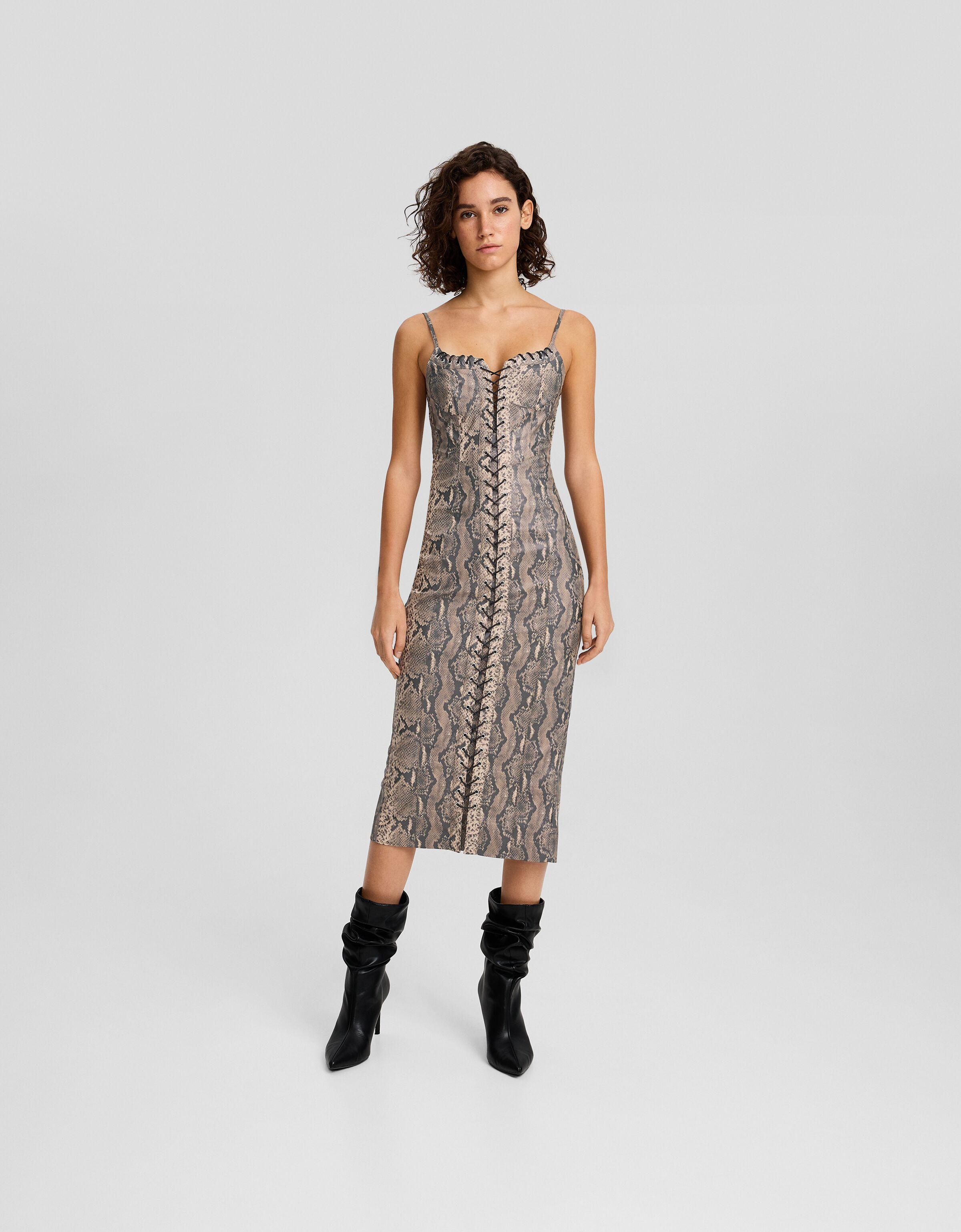 Vestido midi tirantes efecto piel lazada animal print