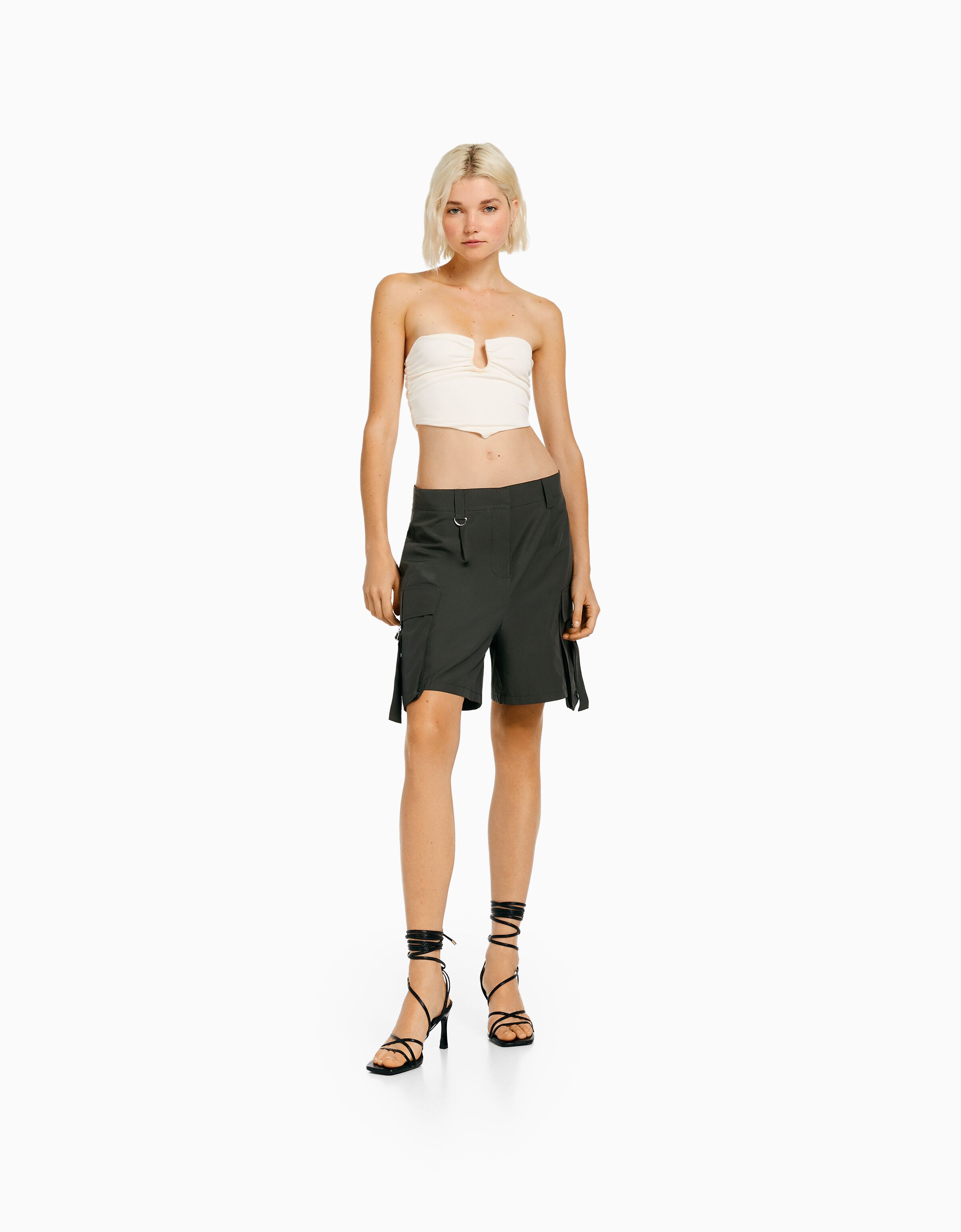 Bermuda con algodón bolsillos tiras