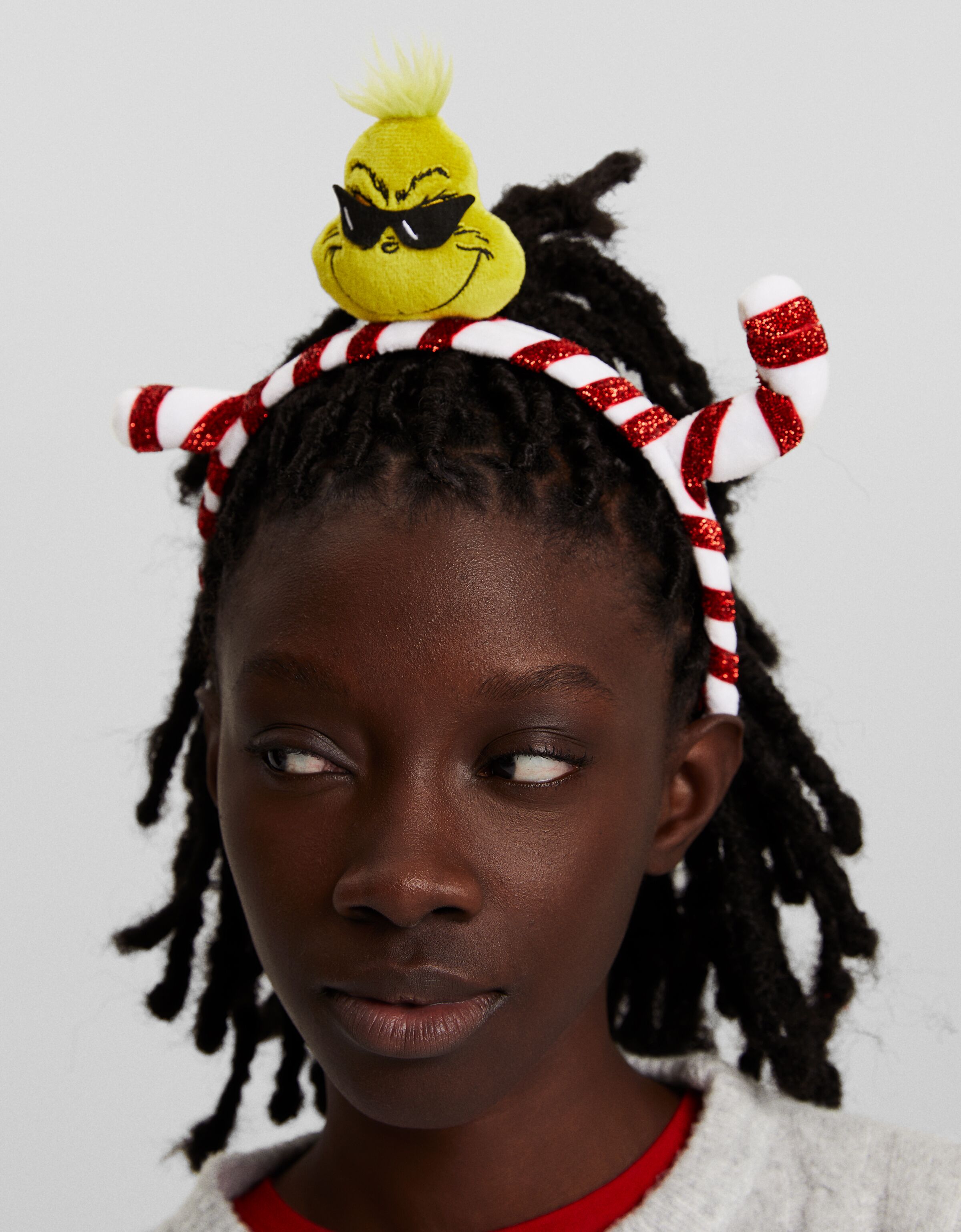 Diadema El Grinch detalle