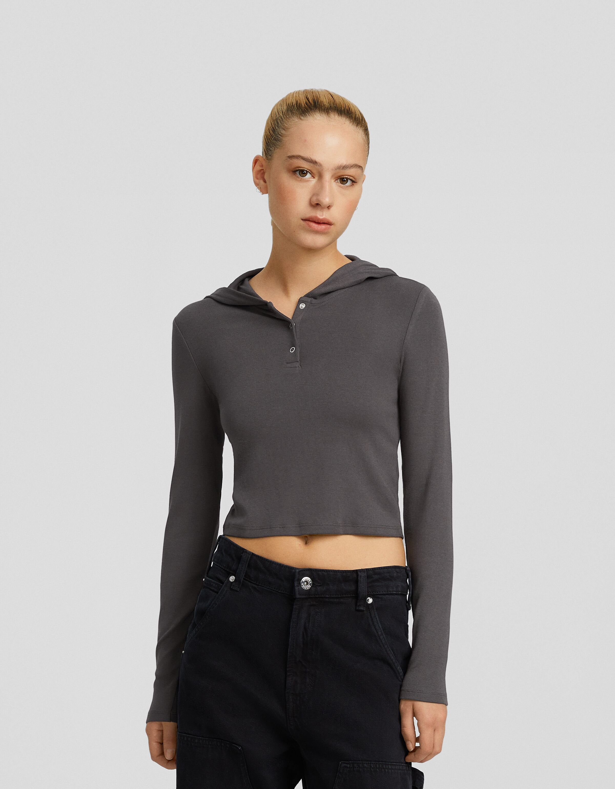 Camiseta manga larga capucha