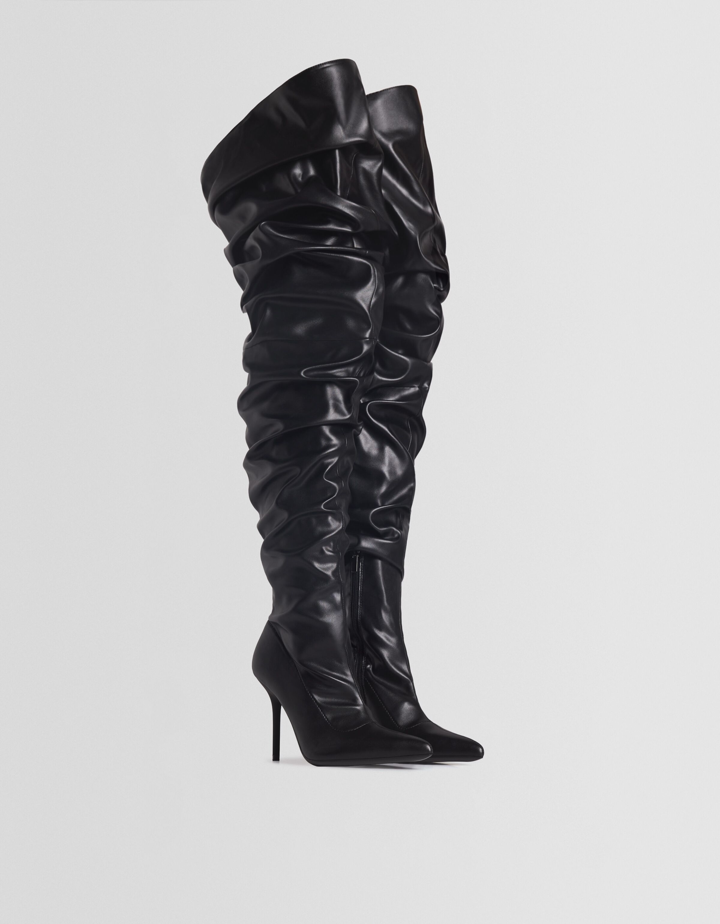 Botas tacón fino slouchy XL Generation Bershka