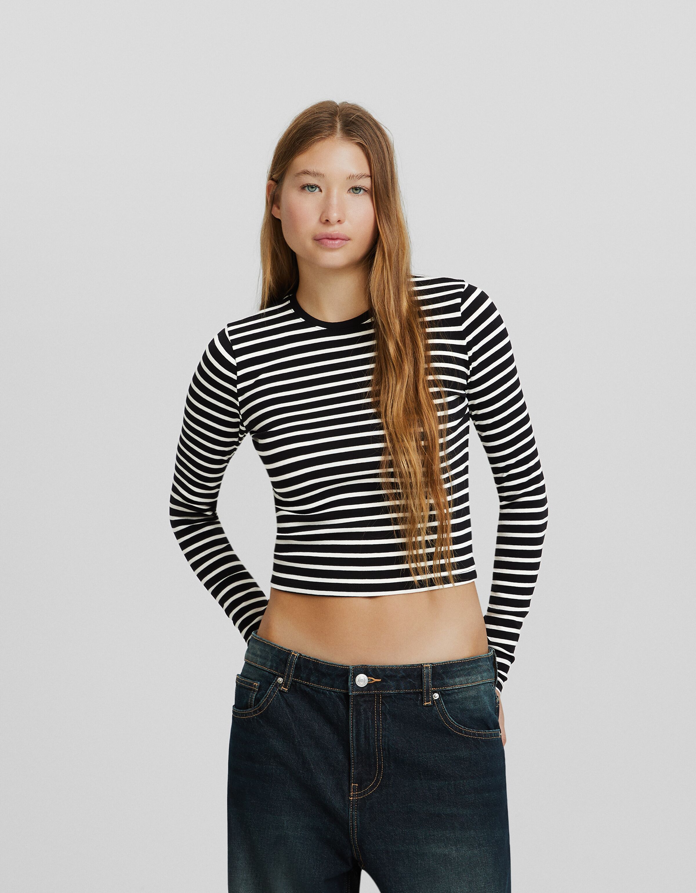 Camiseta manga larga cuello redondo