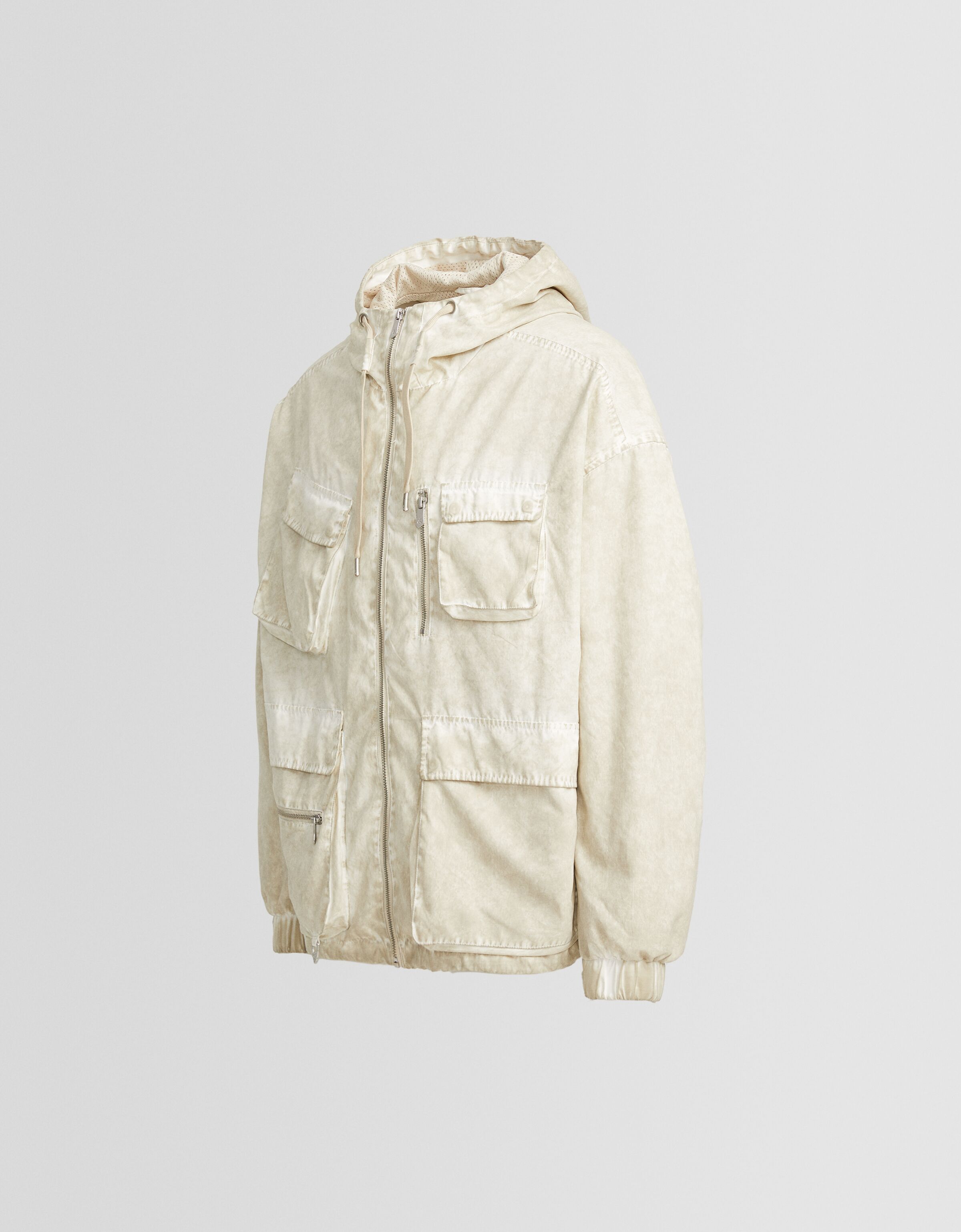 Cazadora Generation Bershka con nylon multipocket