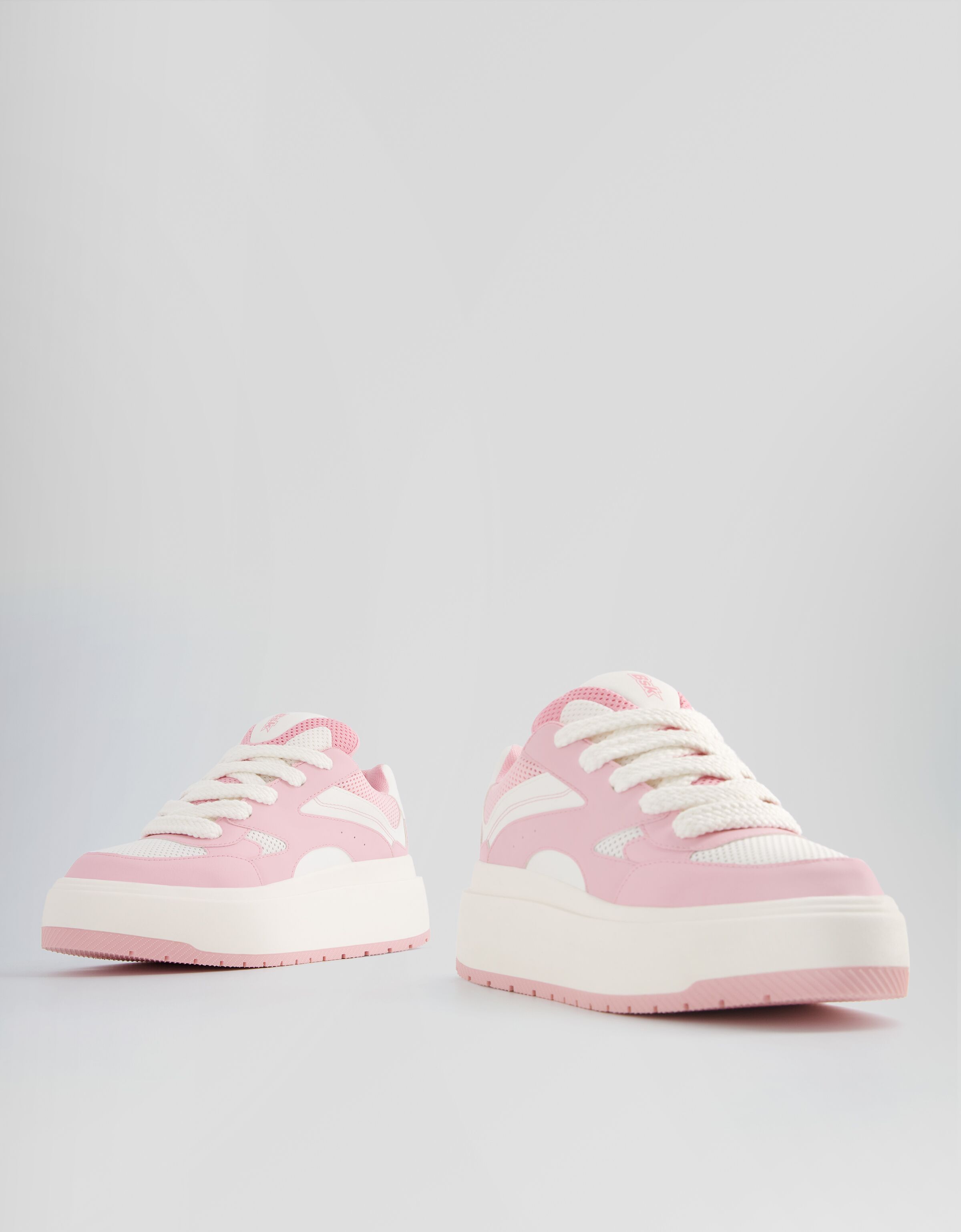 Zapatillas plataforma tipo skate