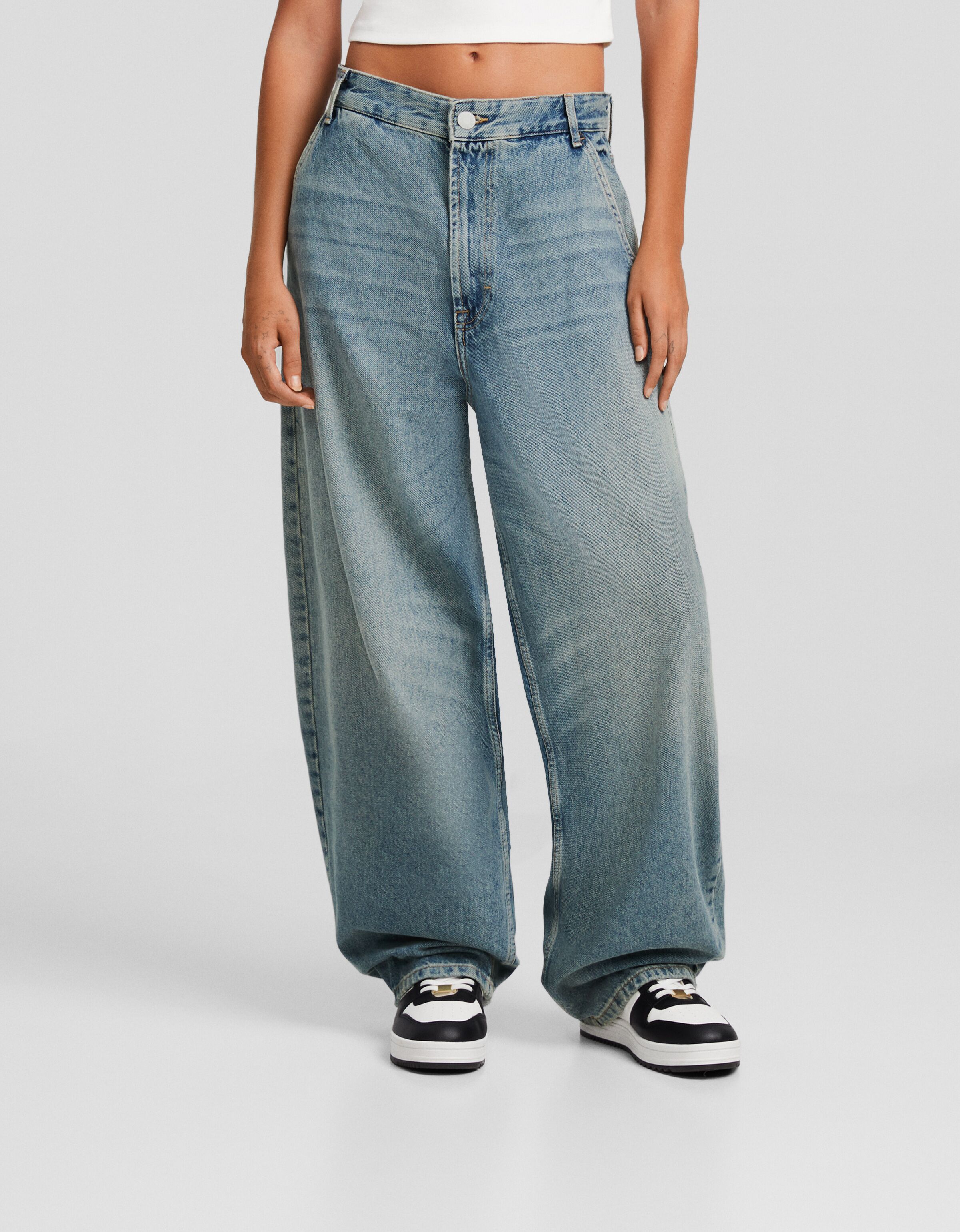 Jeans skater fit efecto lavado