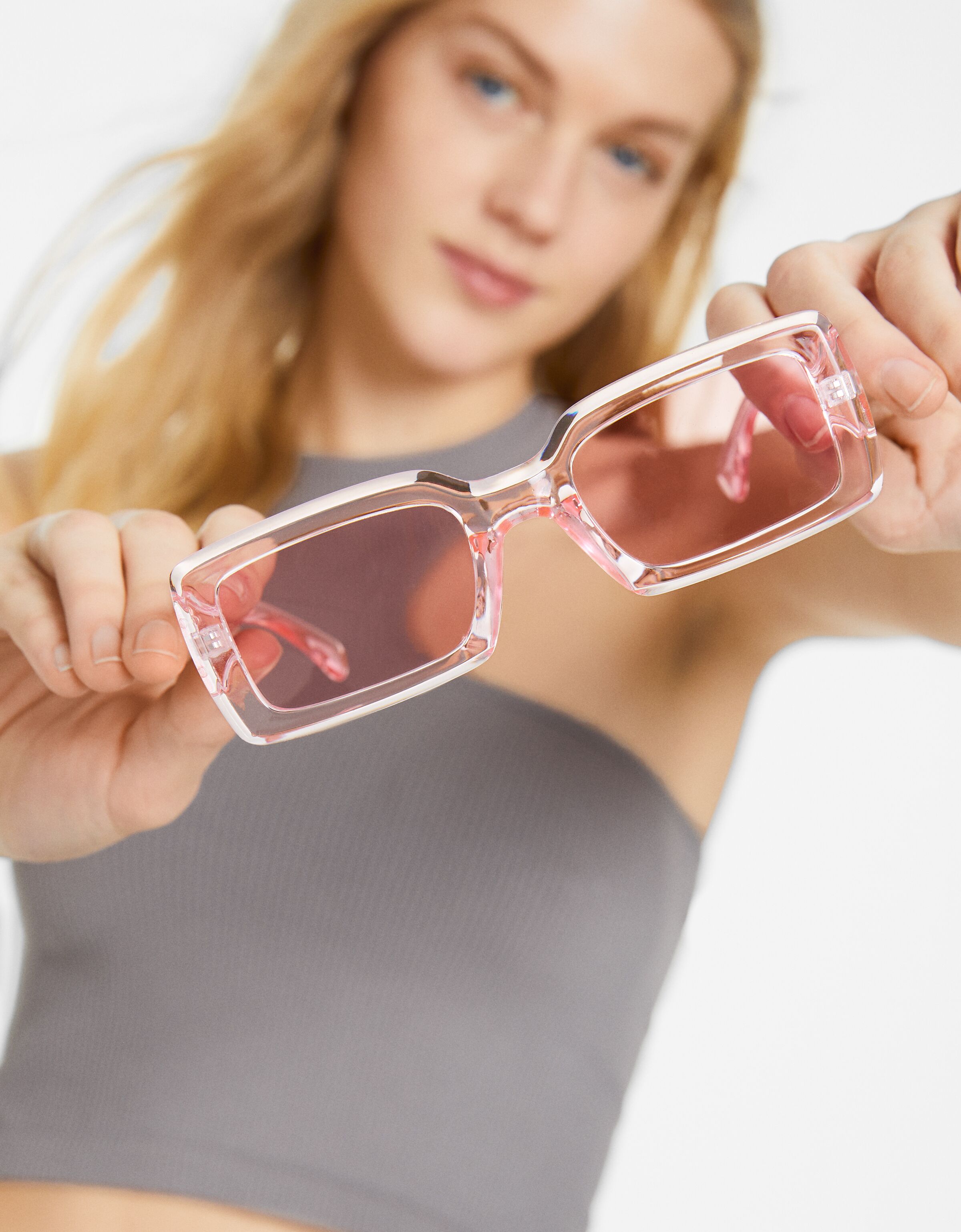 Gafas sol transparentes