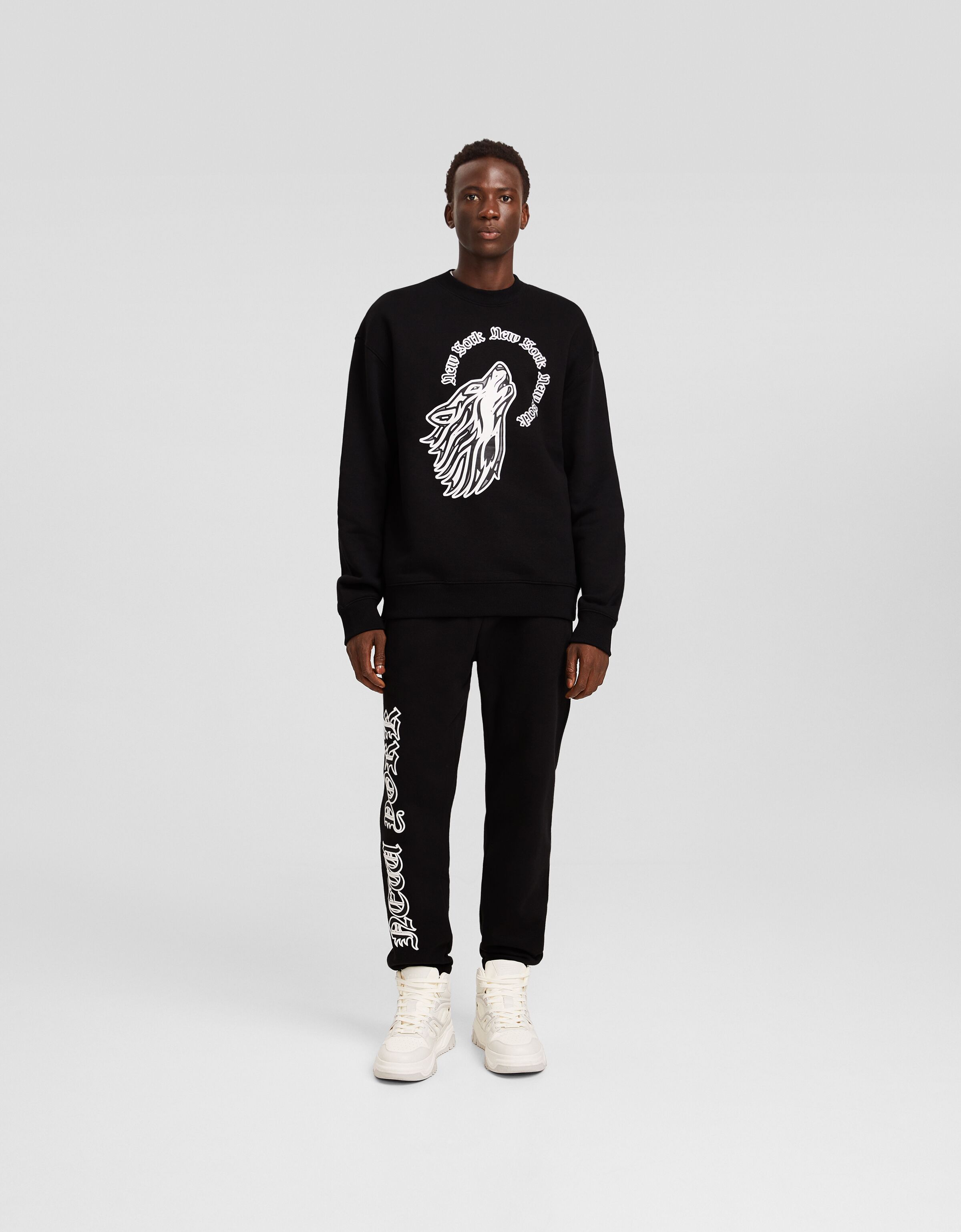 Pantalón jogger felpa print