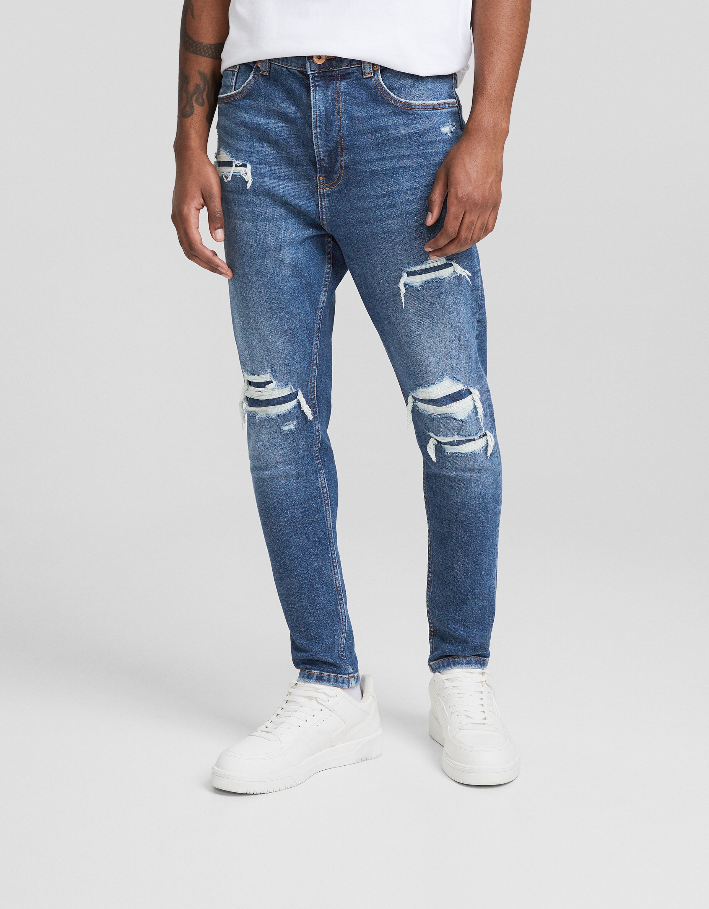 Jeans carrot fit rotos
