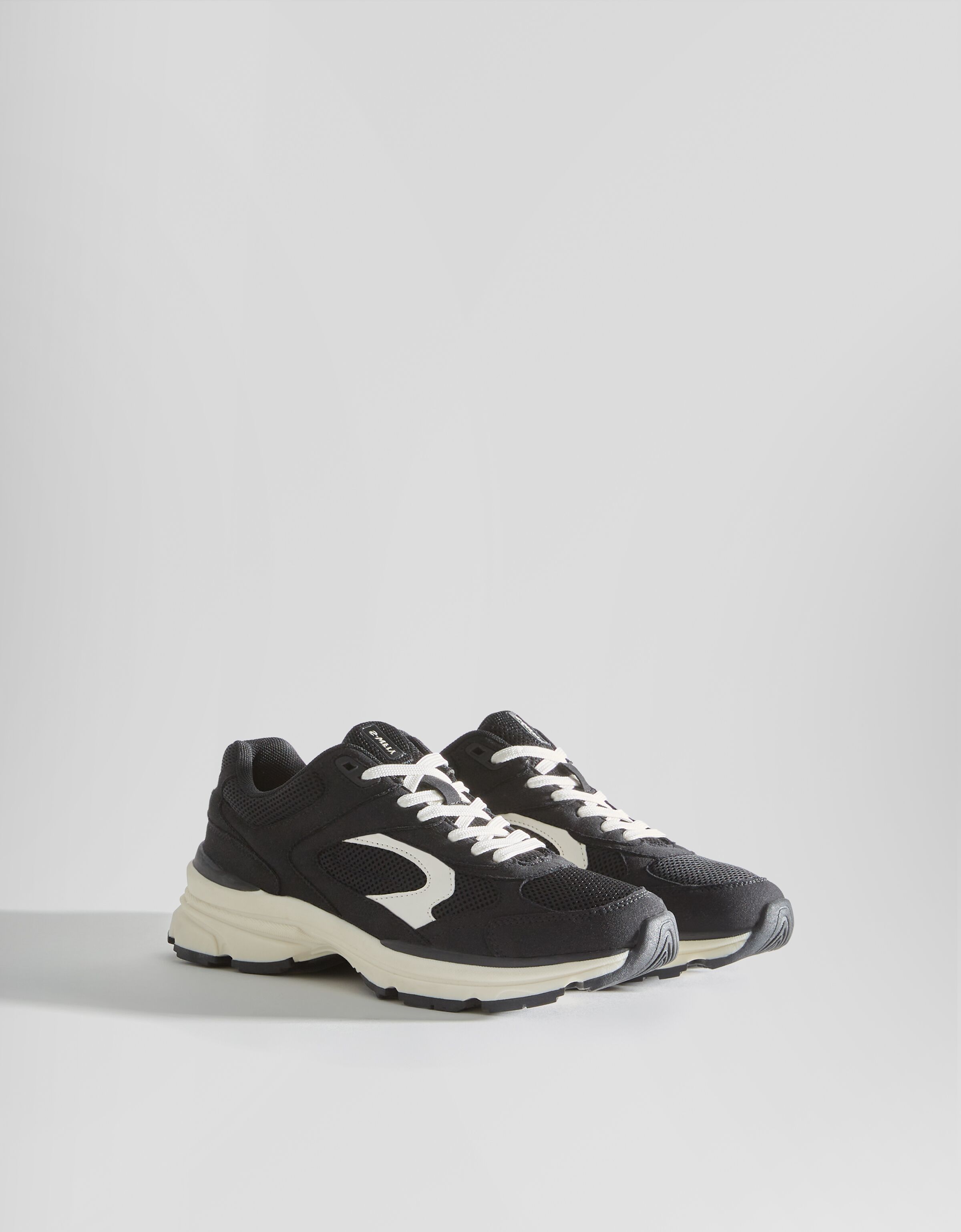 Zapatillas combinadas rejilla