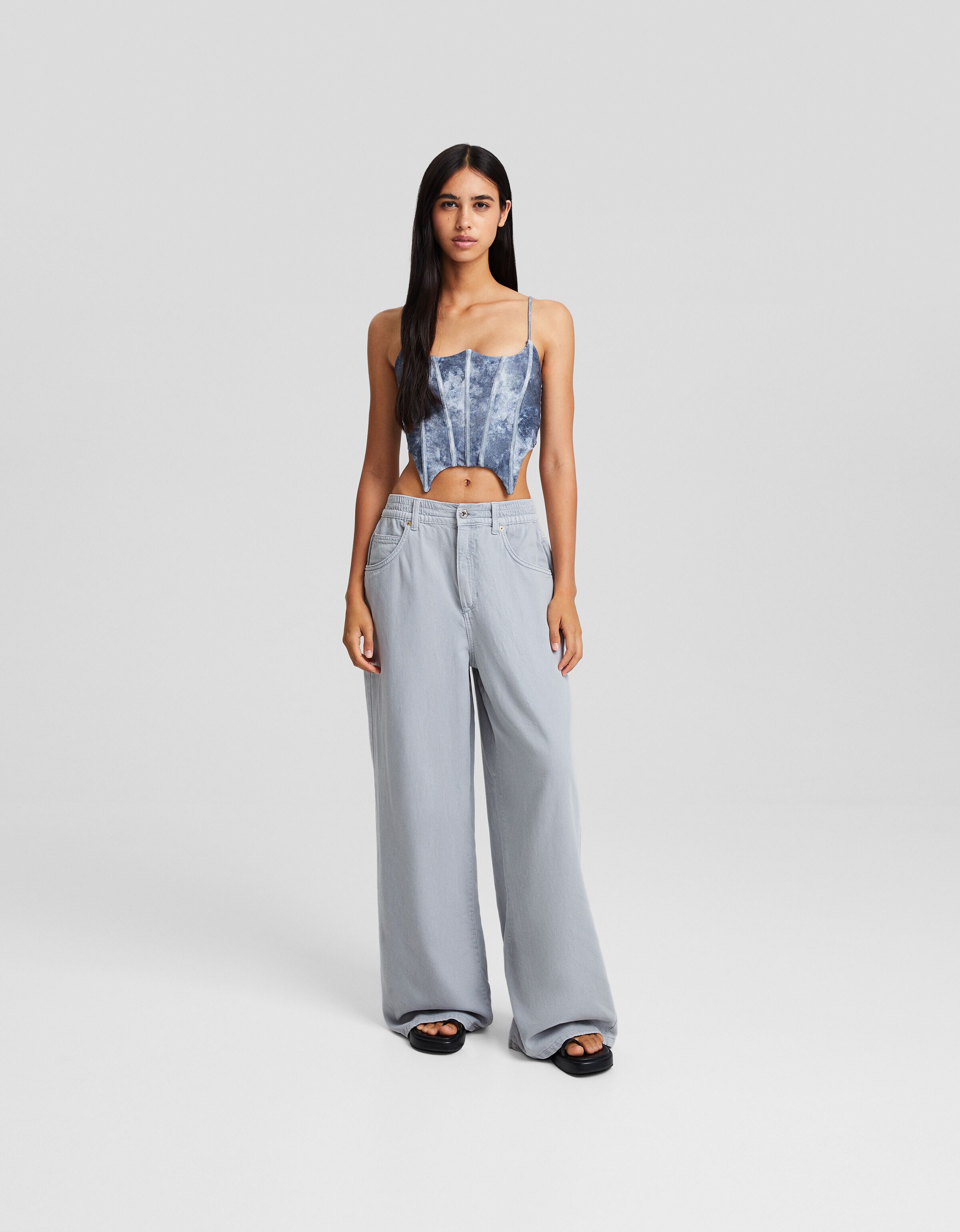 Pantalón sarga wide leg relaxed fit