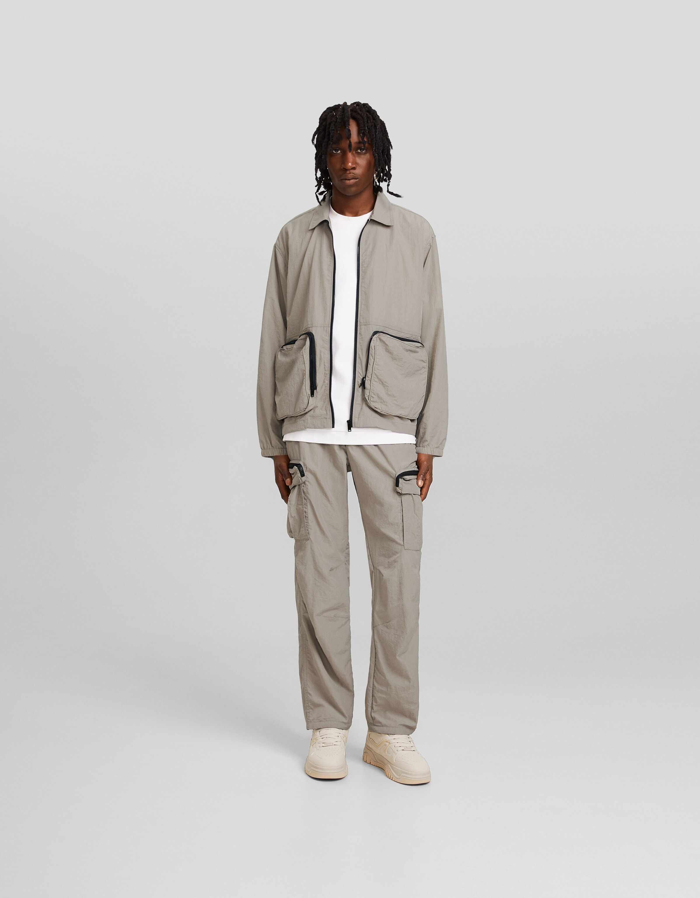 Pantalón jogger cargo técnico