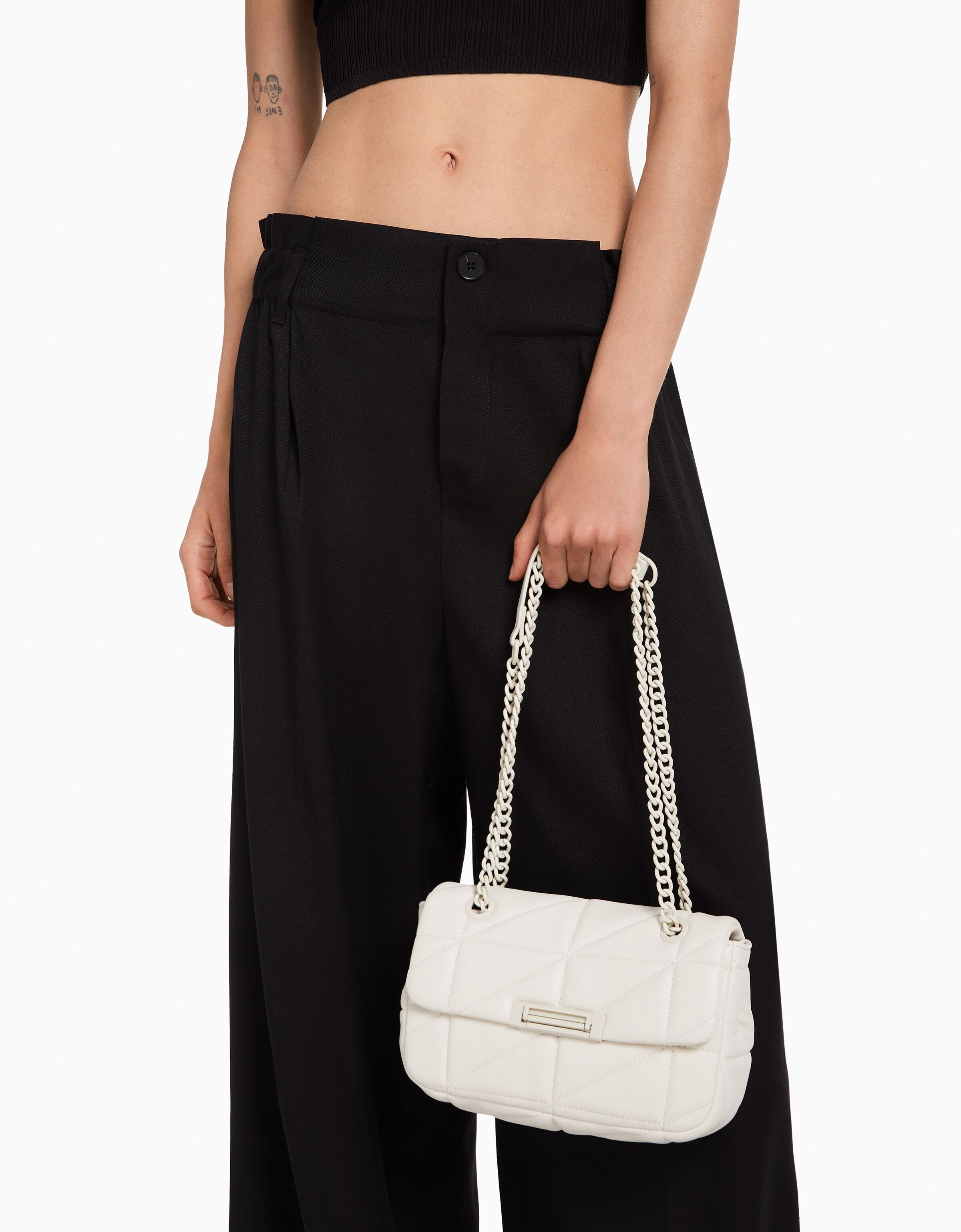 Bolso bandolera multiposición acolchado cadena