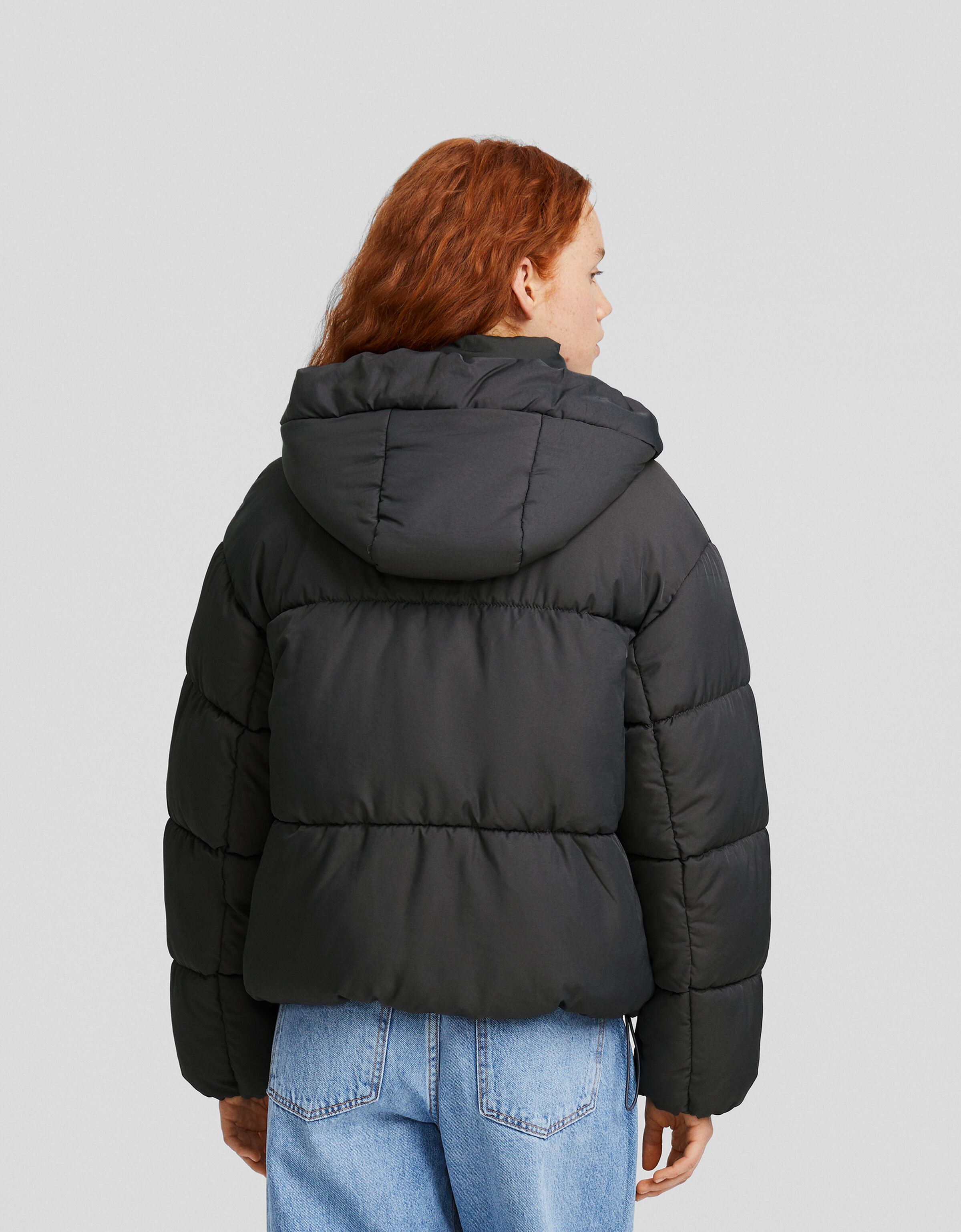 Cazadora acolchada oversize capucha