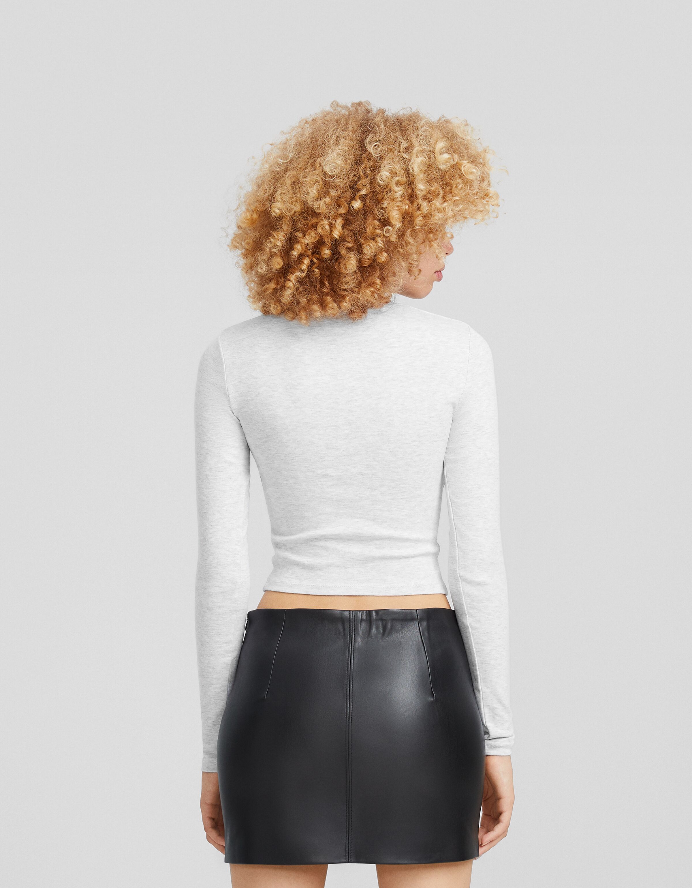 Camiseta manga larga cuello redondo