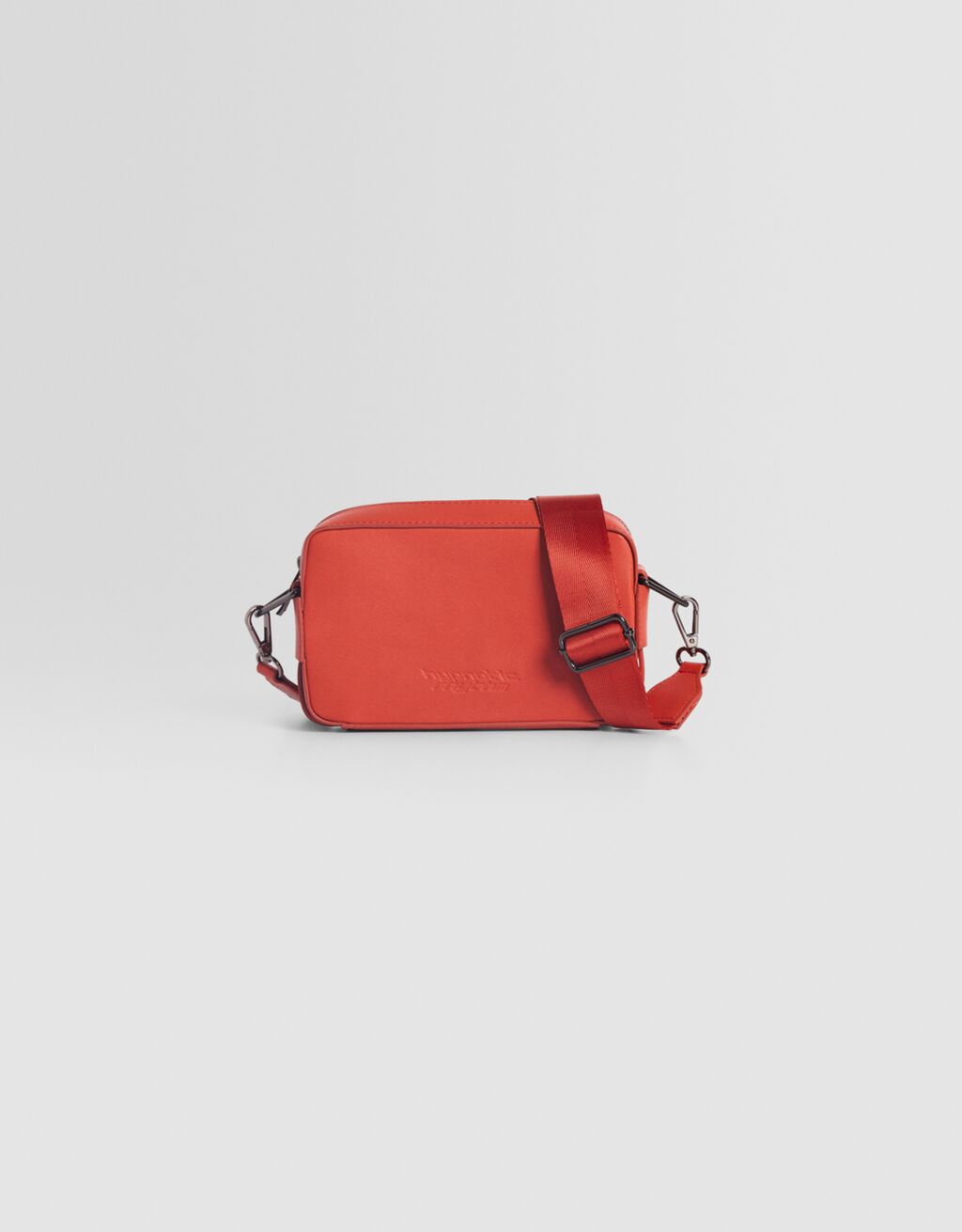 Bolso crossbody rígido