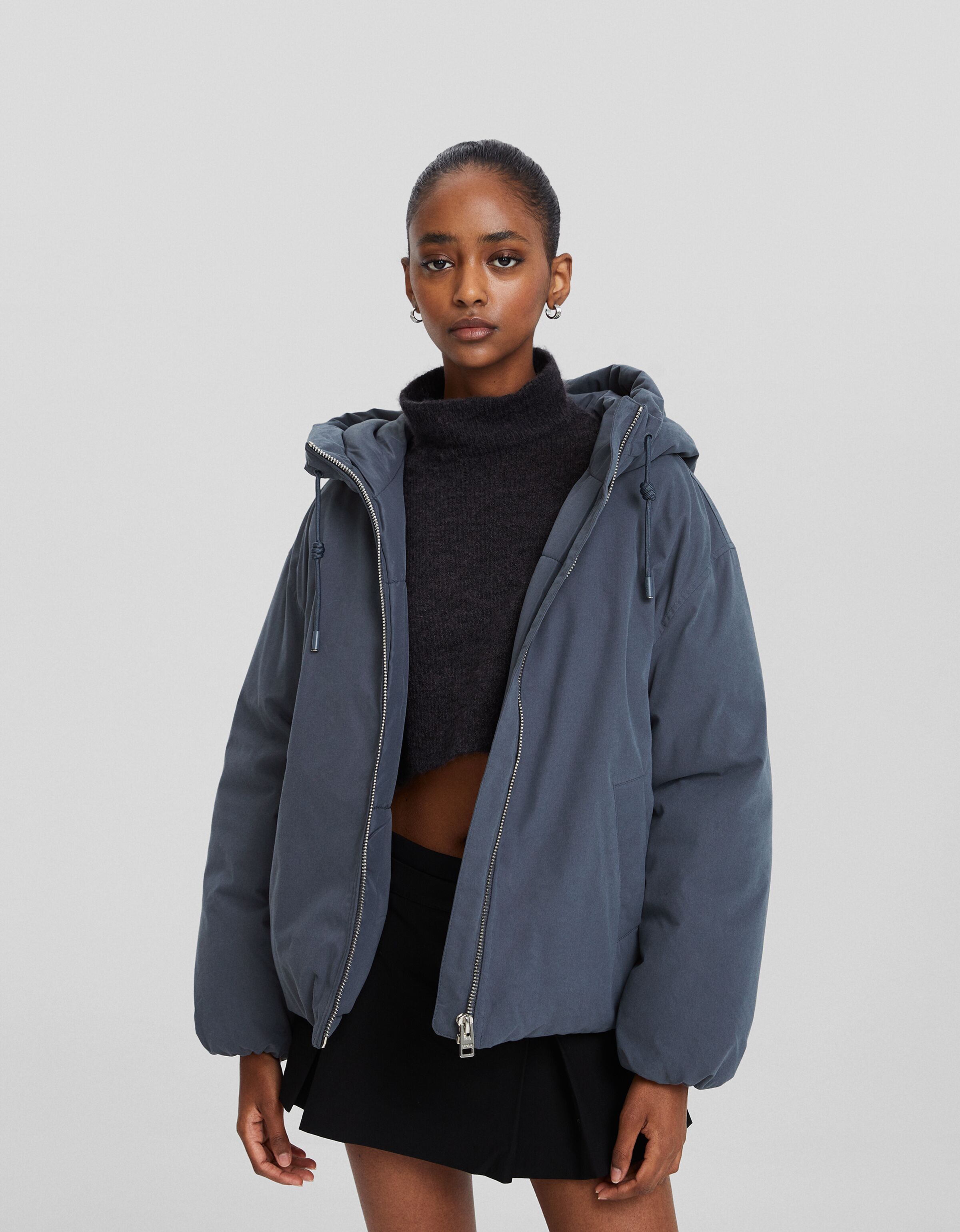 Cazadora acolchada capucha