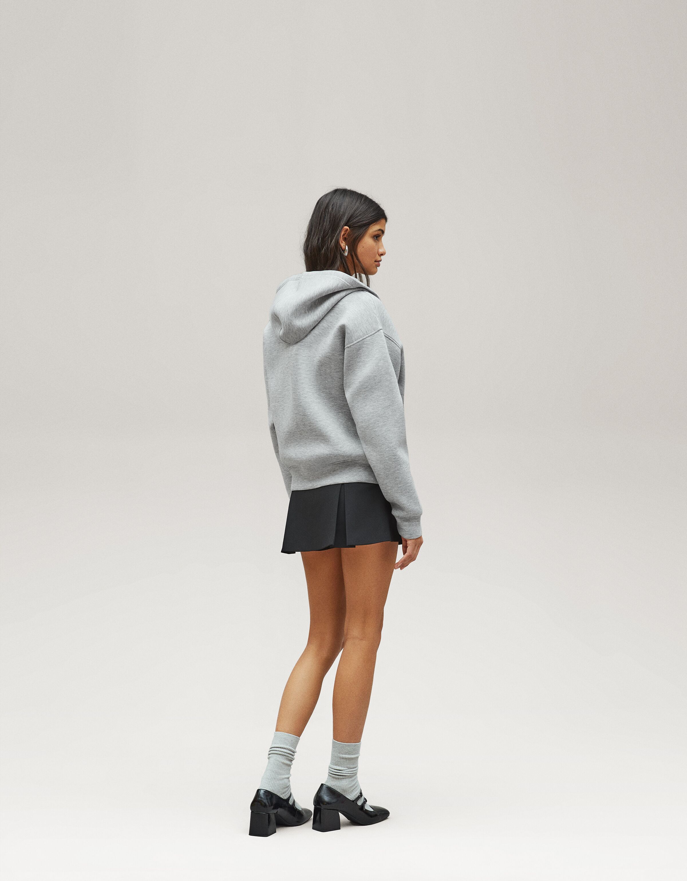 Sudadera cremallera capucha técnica