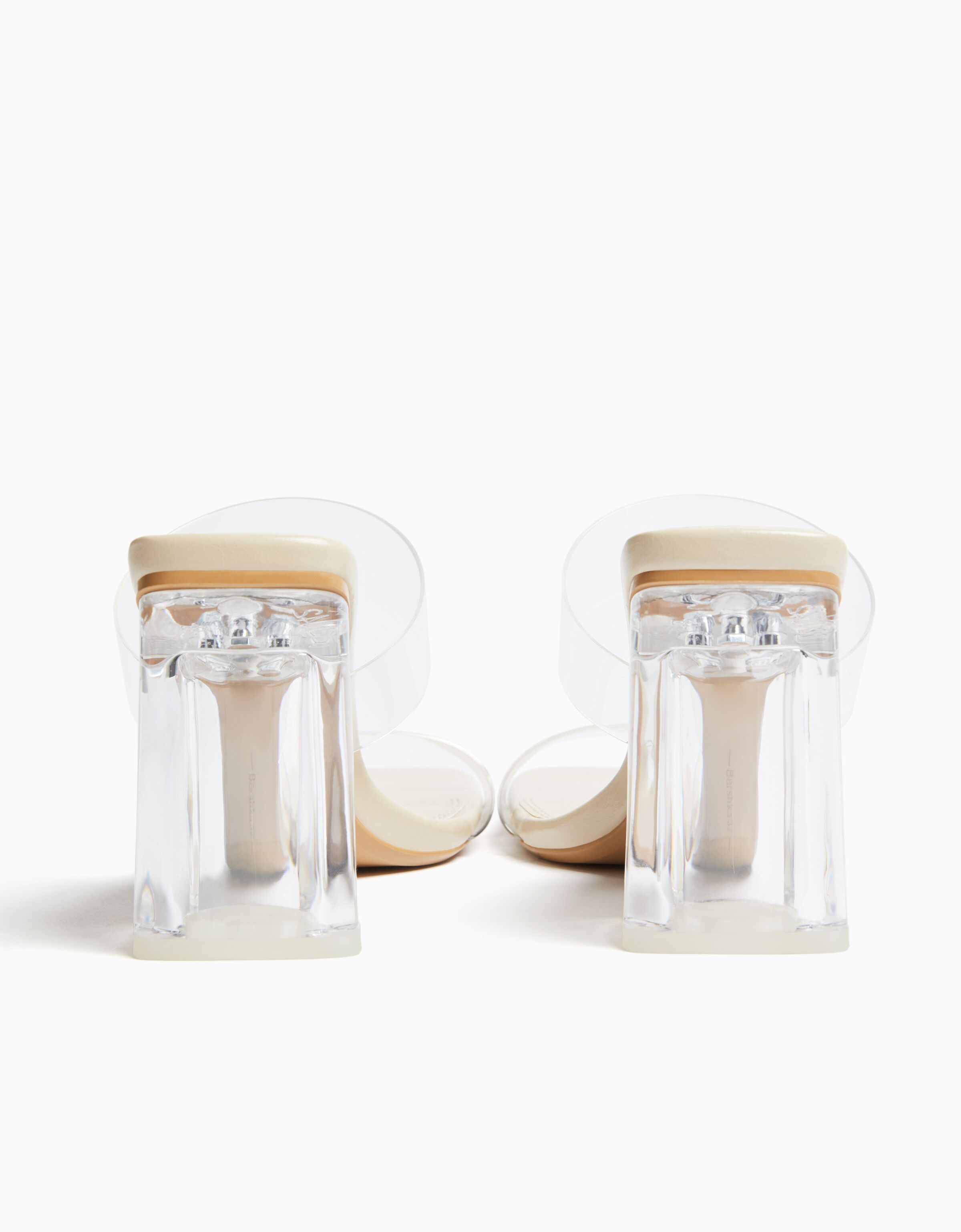 Sandalia tacón tiras vinilo