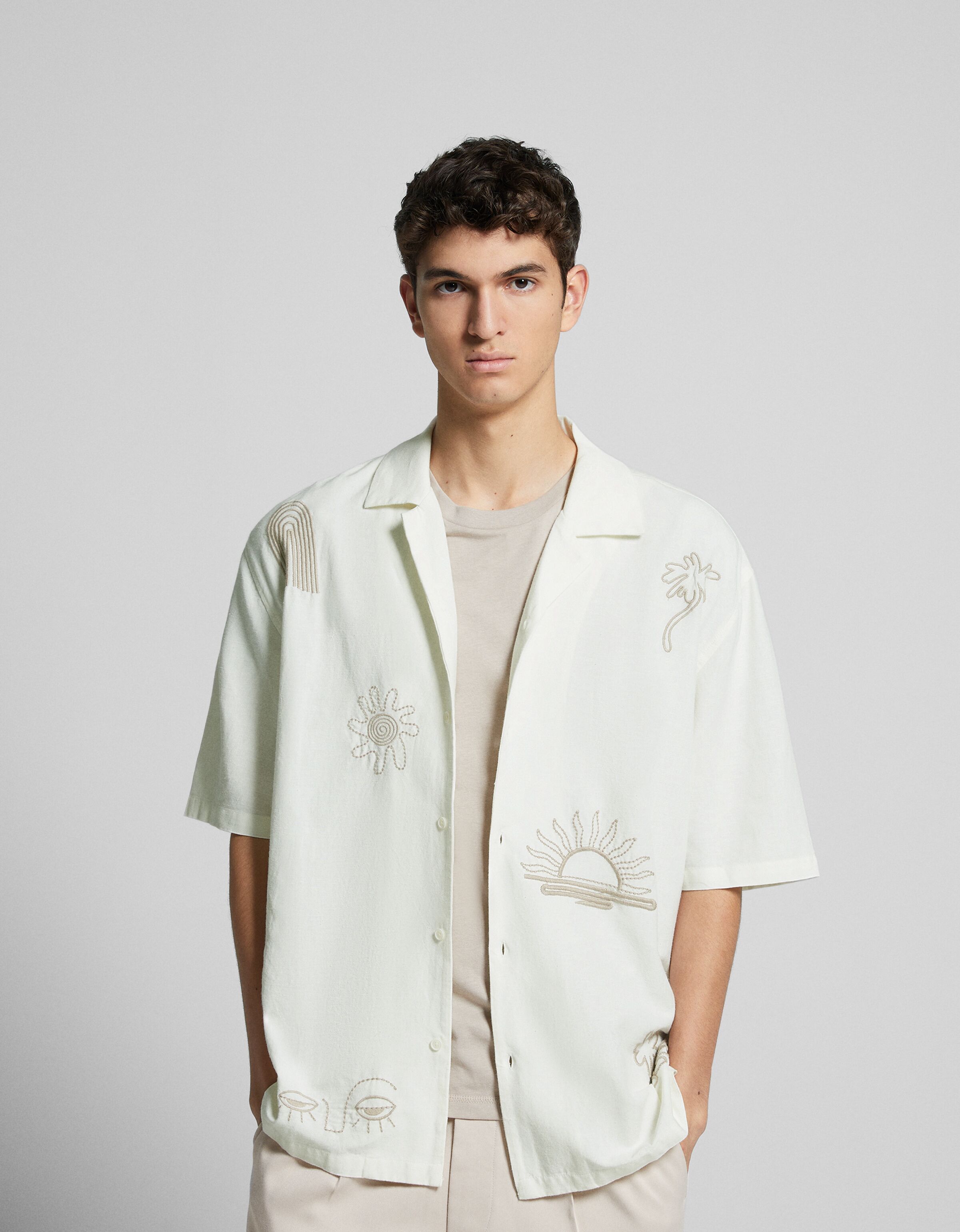 Camisa manga corta rústica bordado