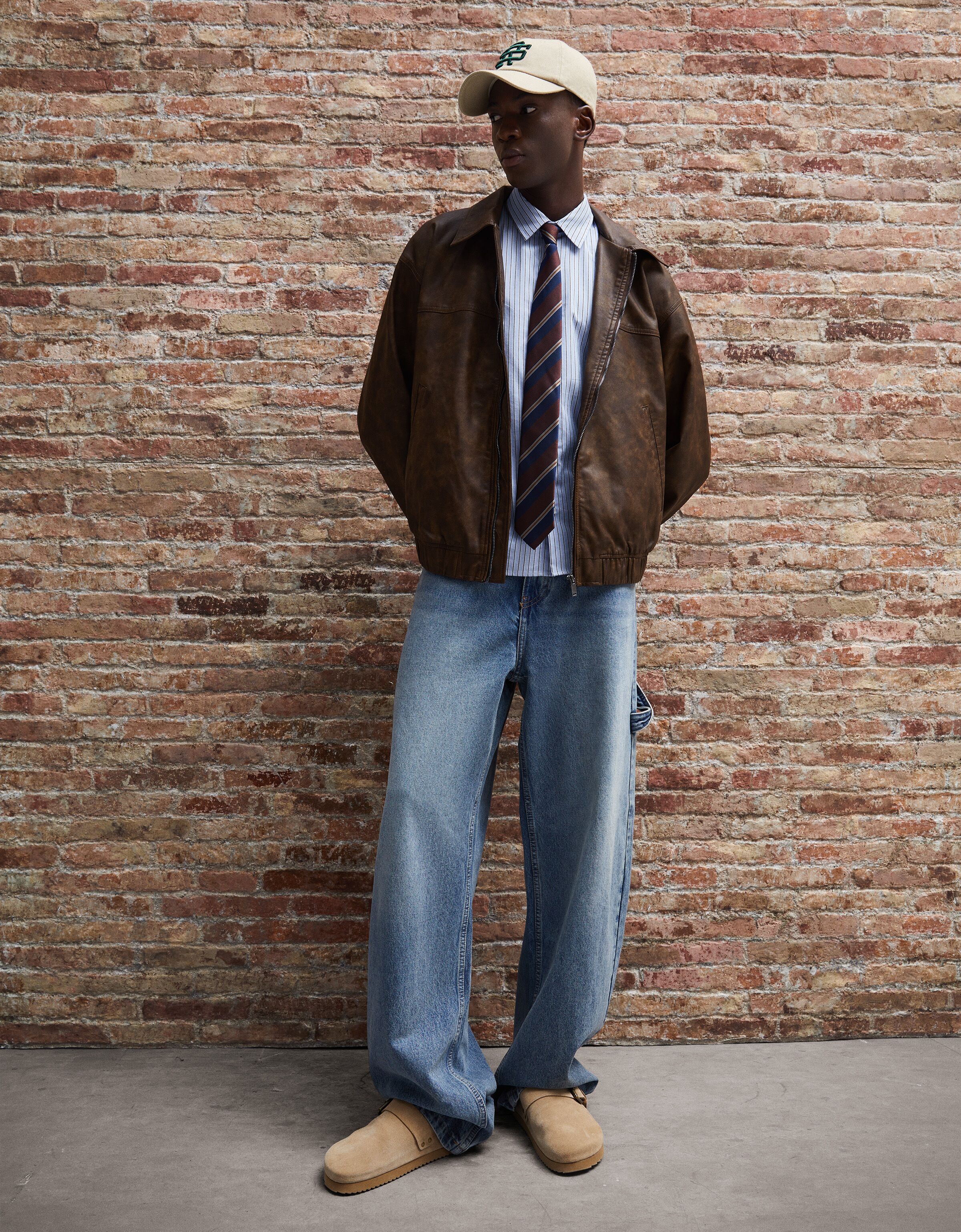 Zueco PIEL hebilla hombre