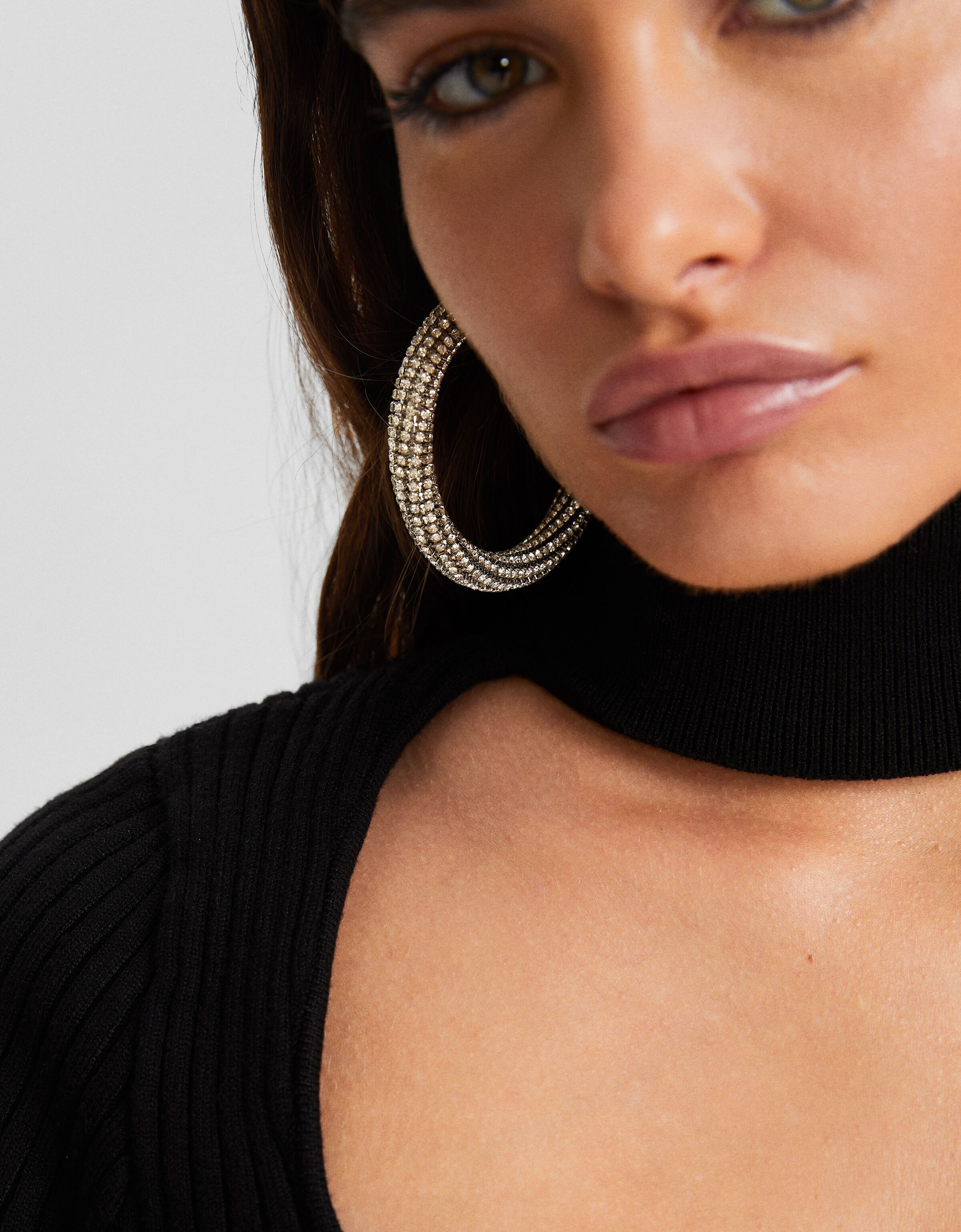 Pendientes aros gruesos pedrería