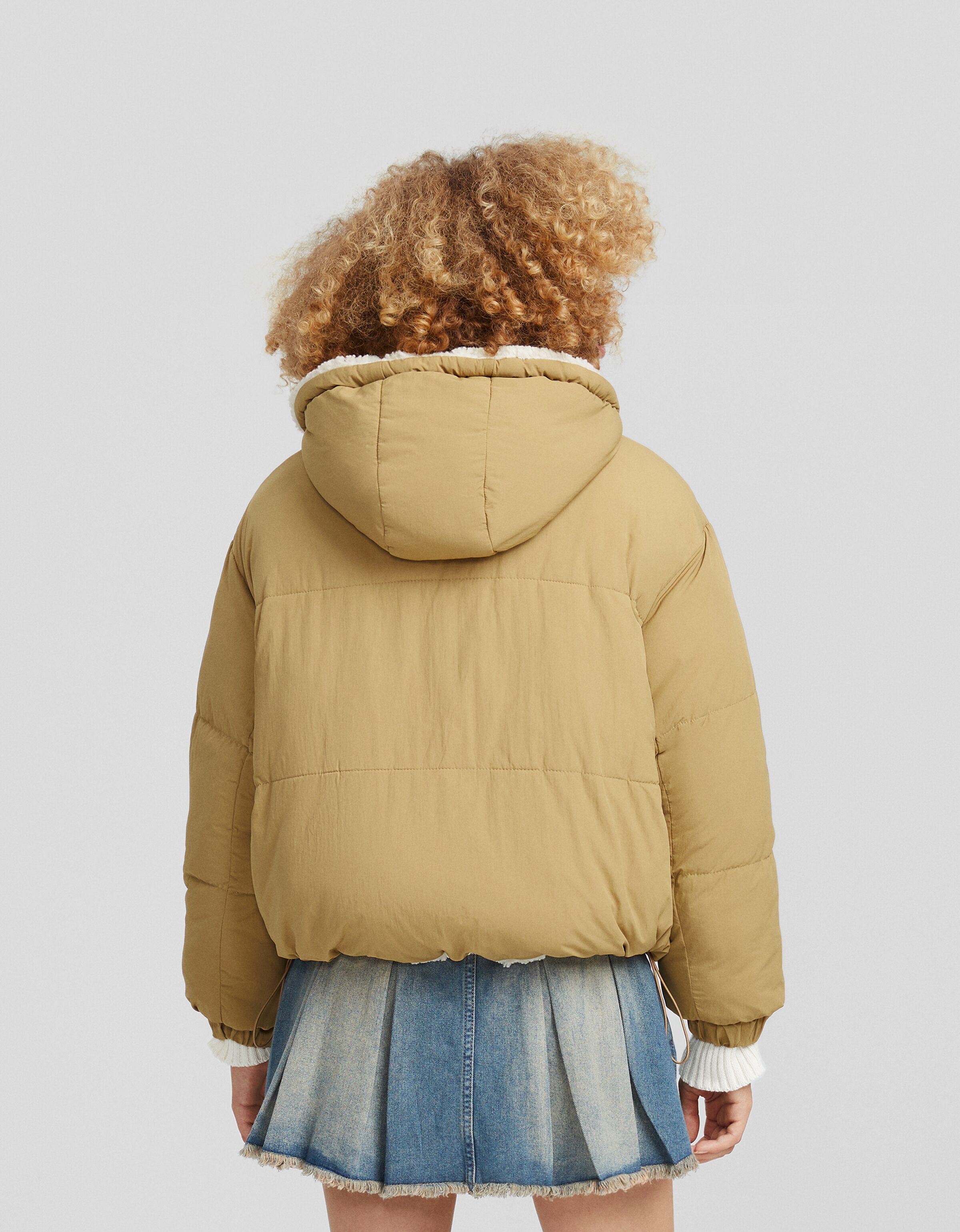 Cazadora capucha reversible borreguillo con nylon