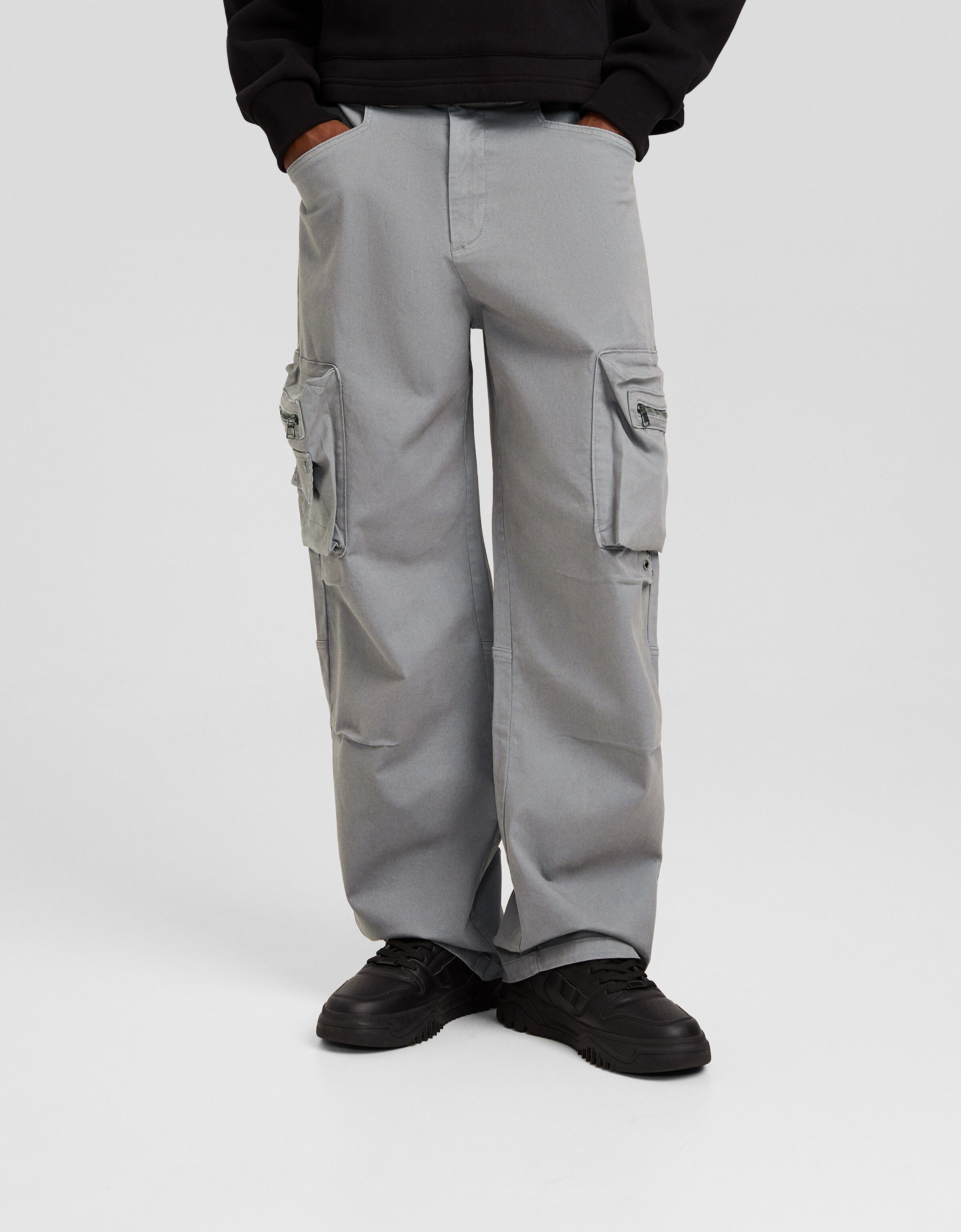 Pantalón baggy cargo cremalleras