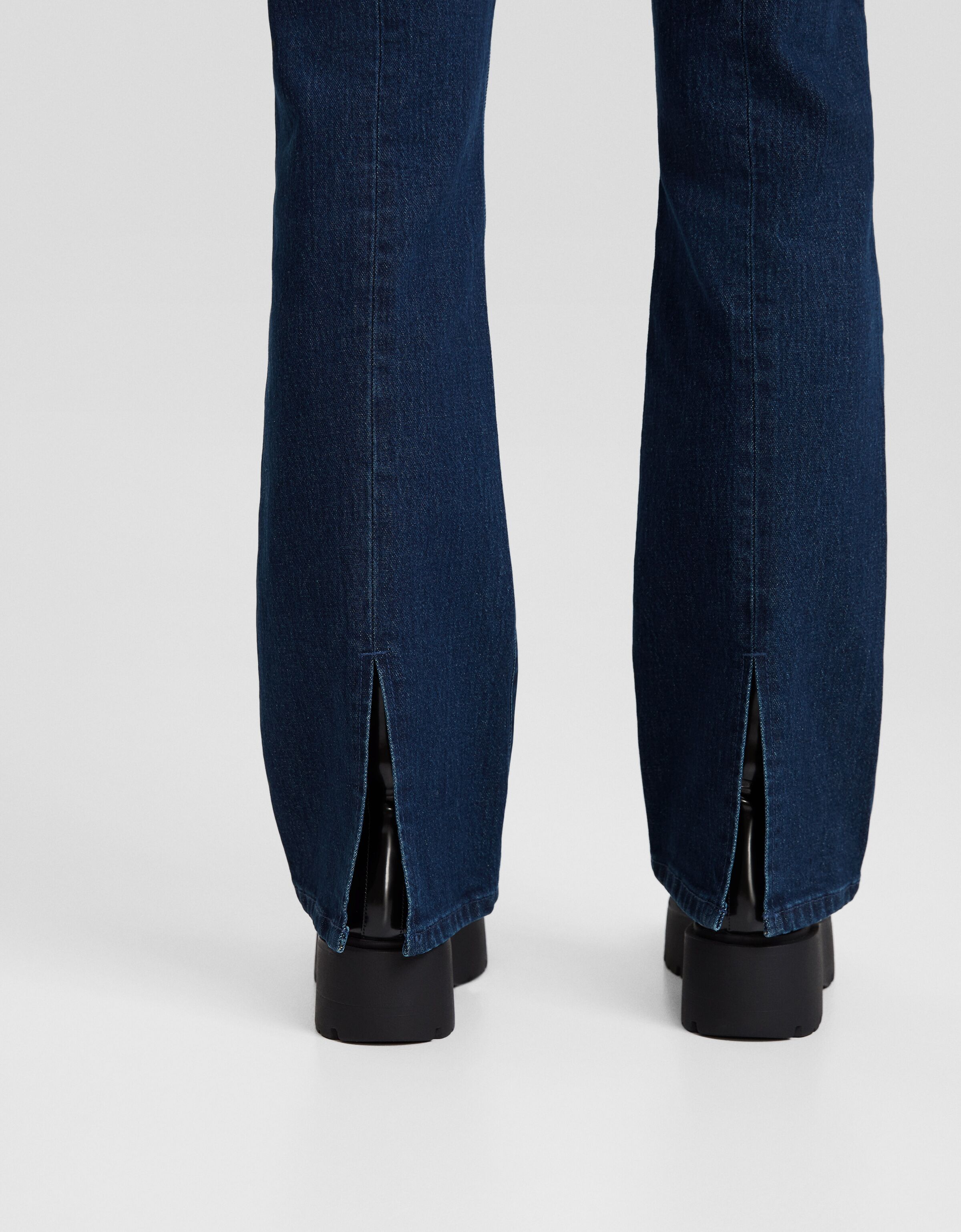 Jeans flare abertura