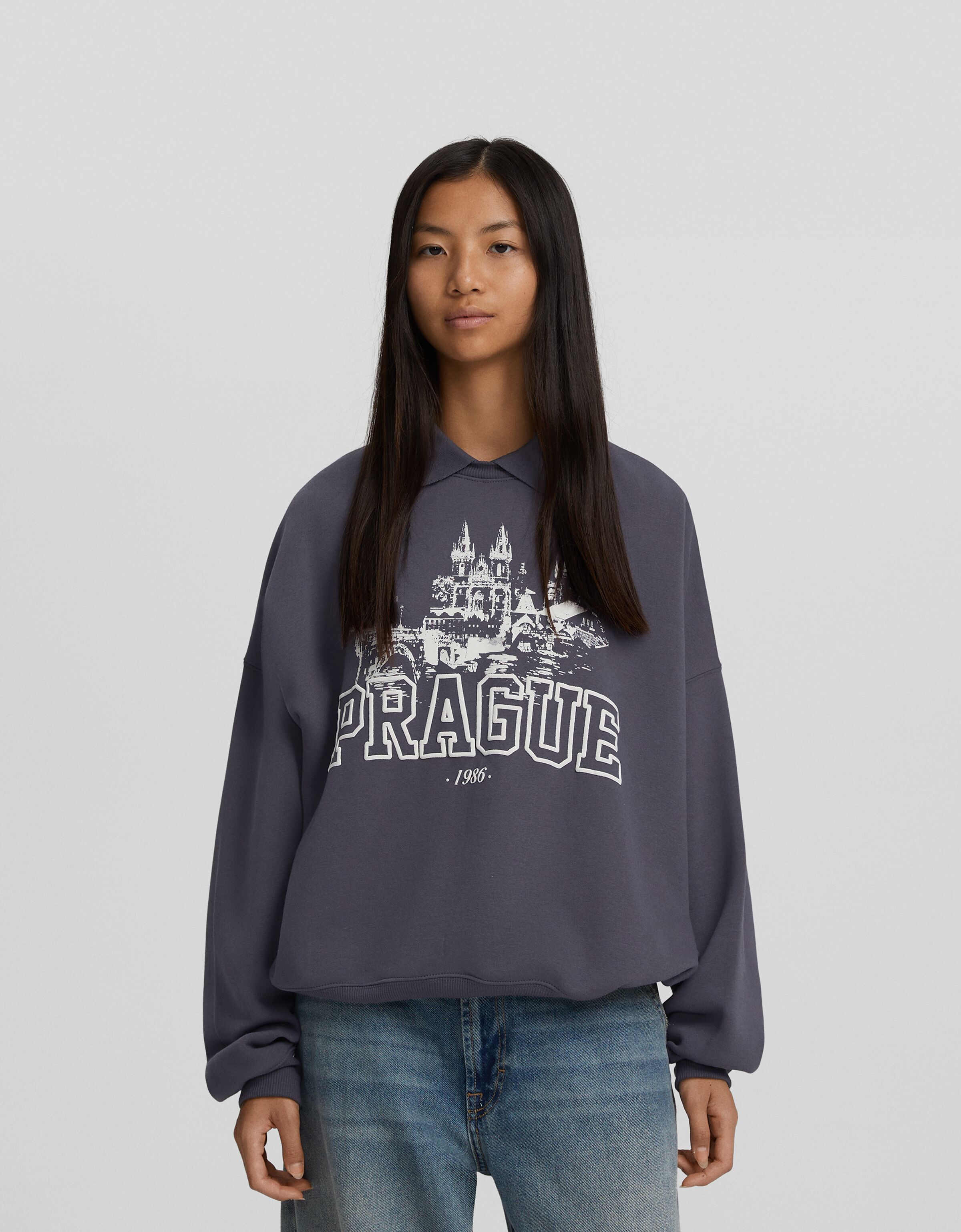 Sudadera cuello polo print