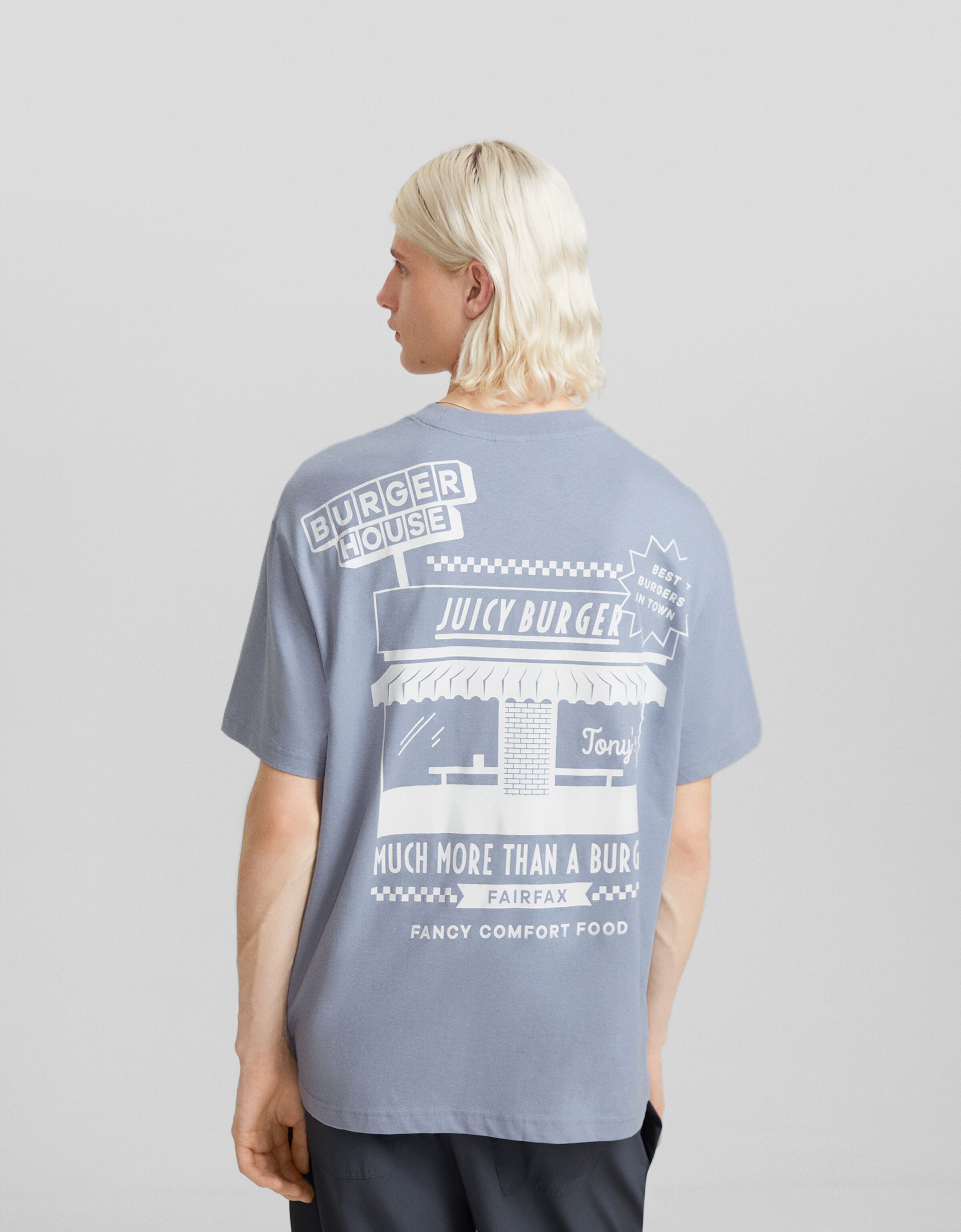 Camiseta manga corta boxy fit detalle bordado